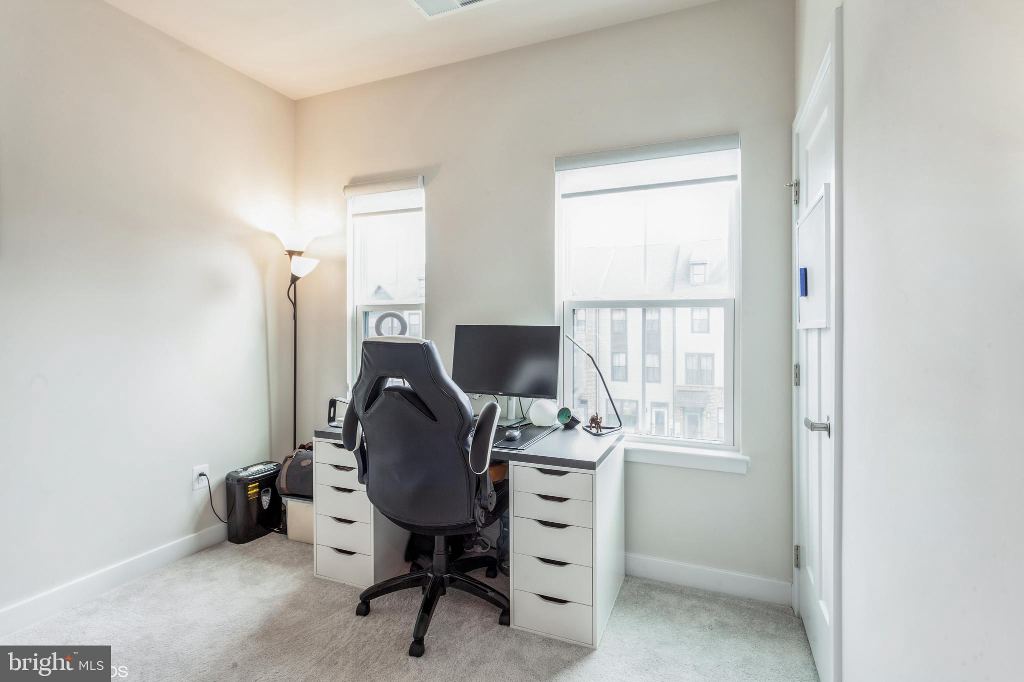 TANYARD SHORES - Residential Lease