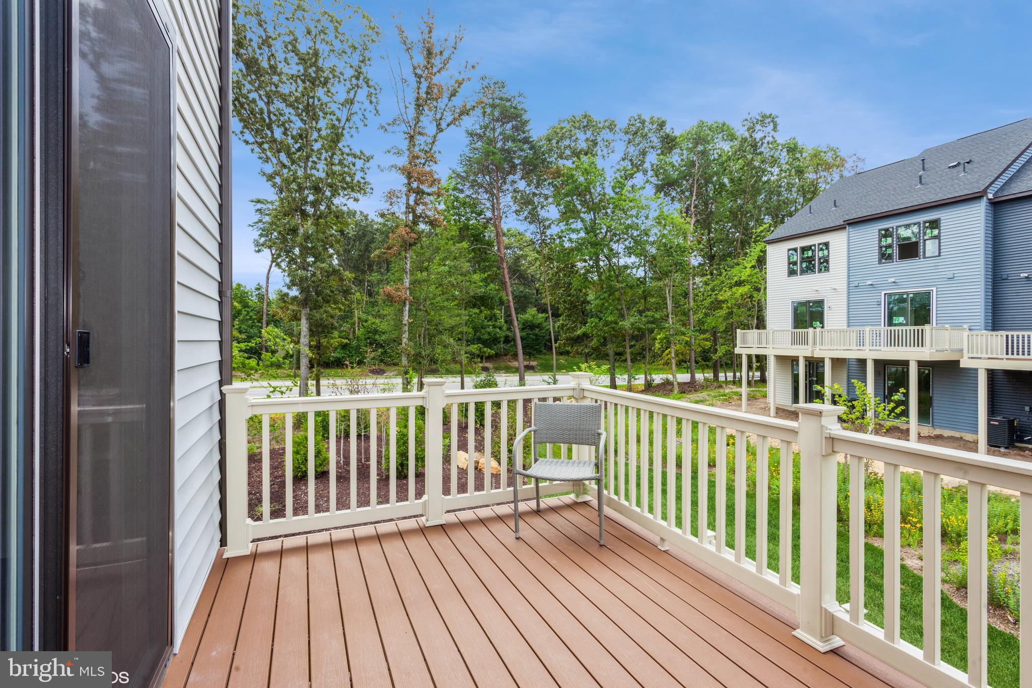 TANYARD SHORES - Residential Lease