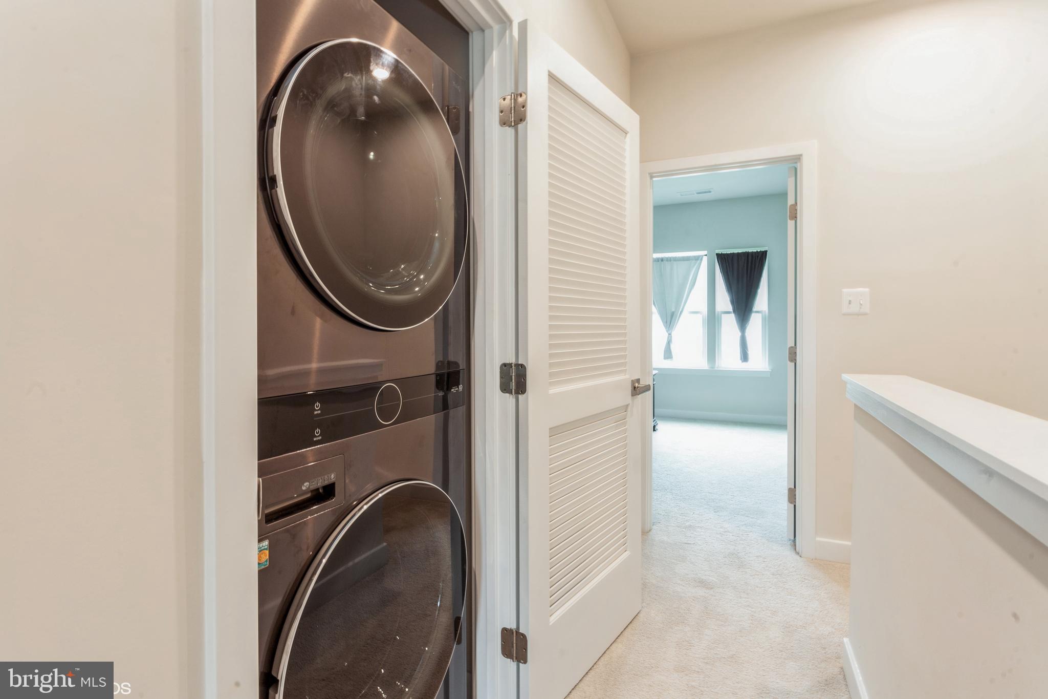 TANYARD SHORES - Residential Lease