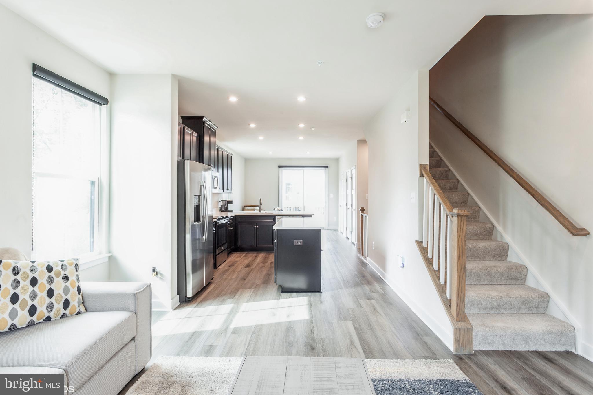 TANYARD SHORES - Residential Lease