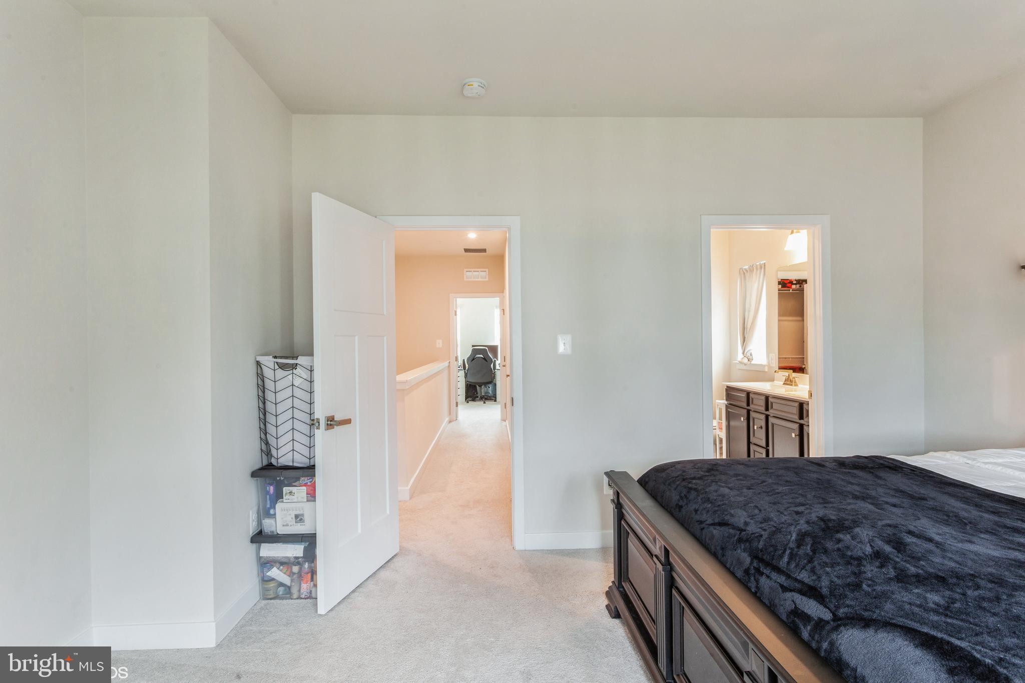 TANYARD SHORES - Residential Lease