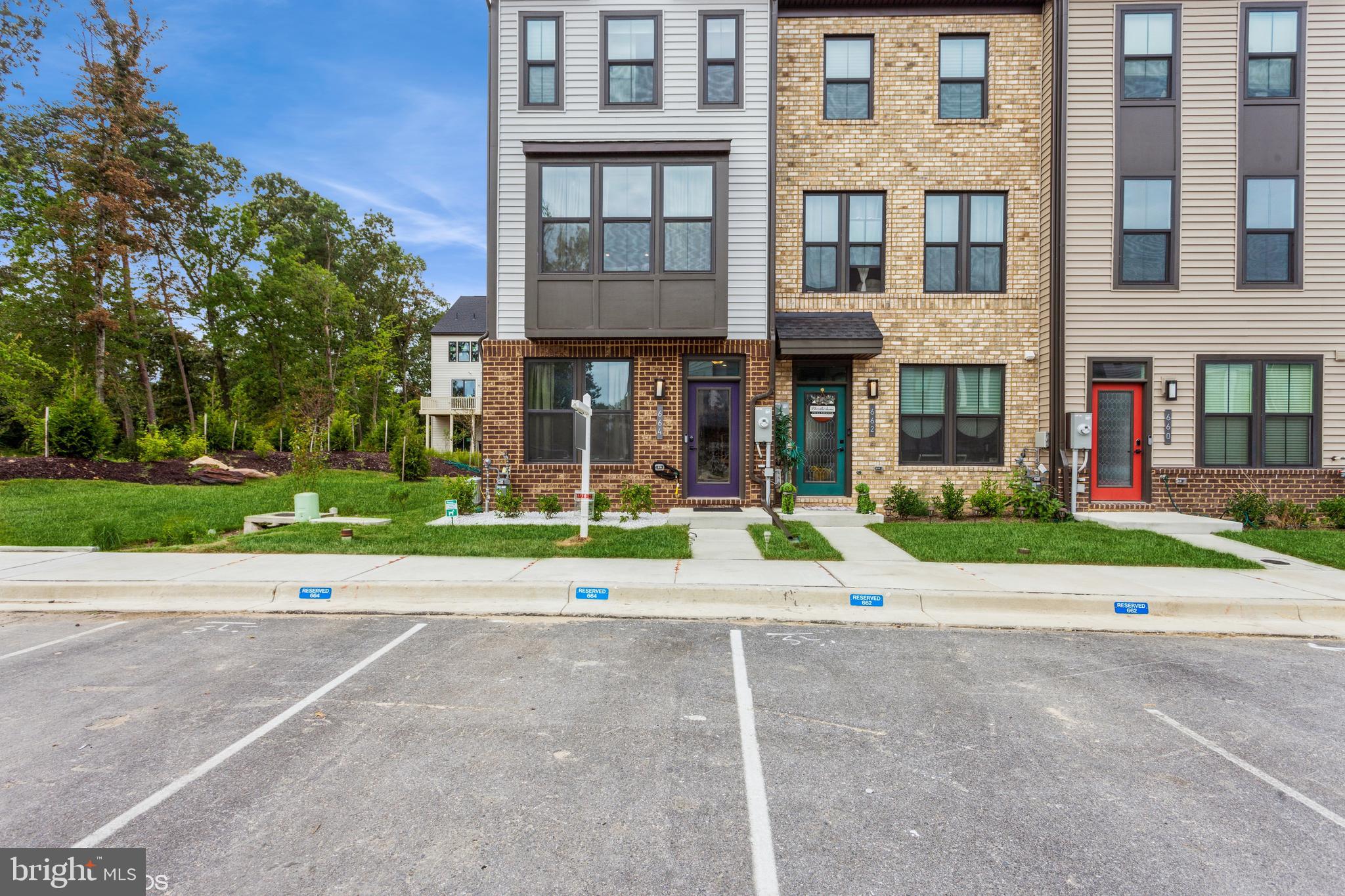 TANYARD SHORES - Residential Lease