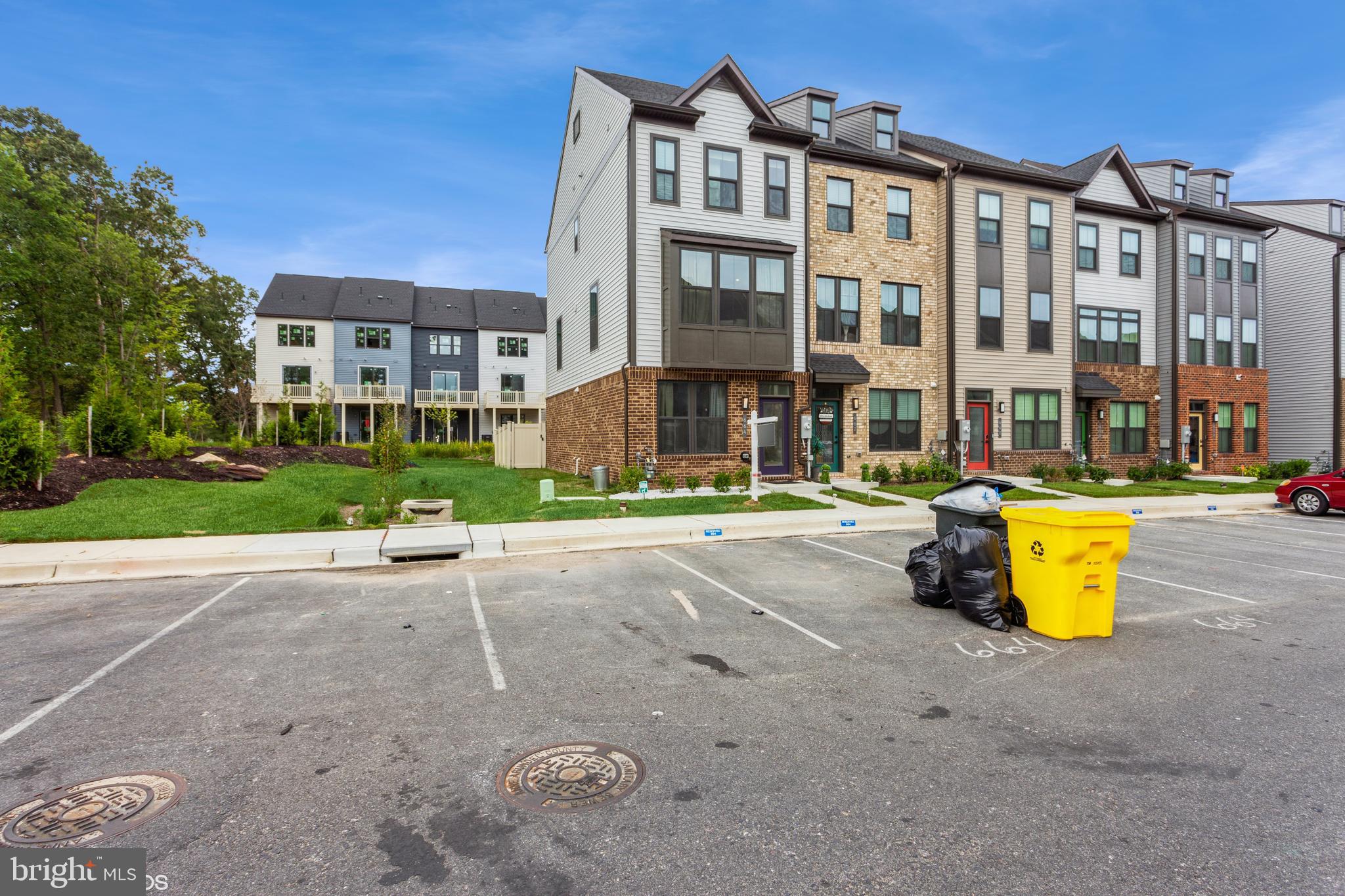 TANYARD SHORES - Residential Lease