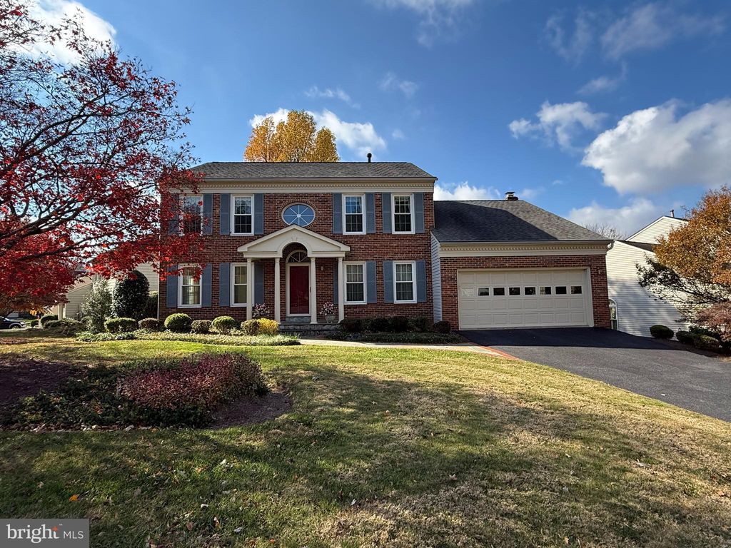 Photo of 12300 Morning Light Terrace, GAITHERSBURG, MD 20878 (MLS # MDMC2206842)