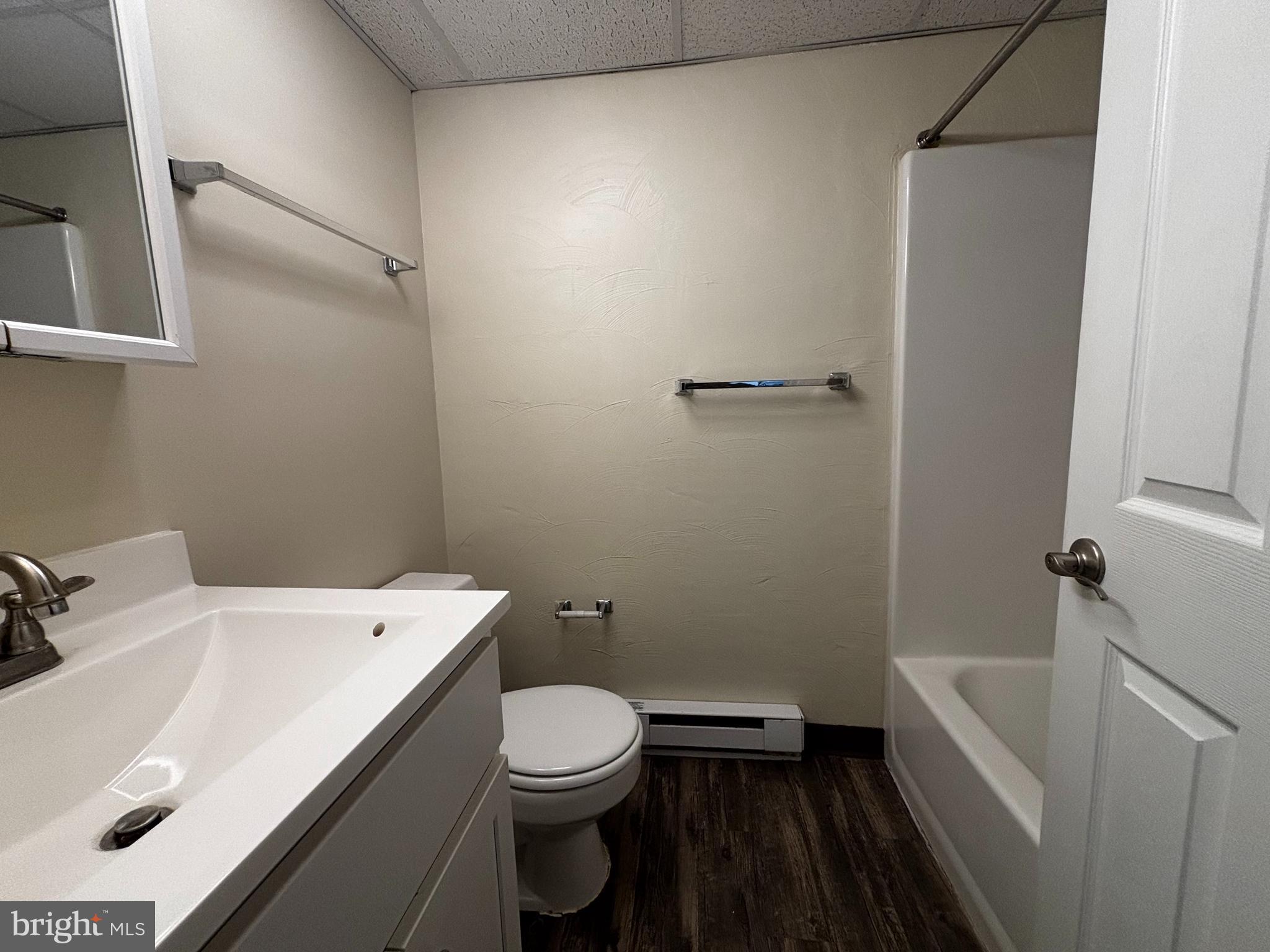 UNIVERSITY GATEWAY - Residential