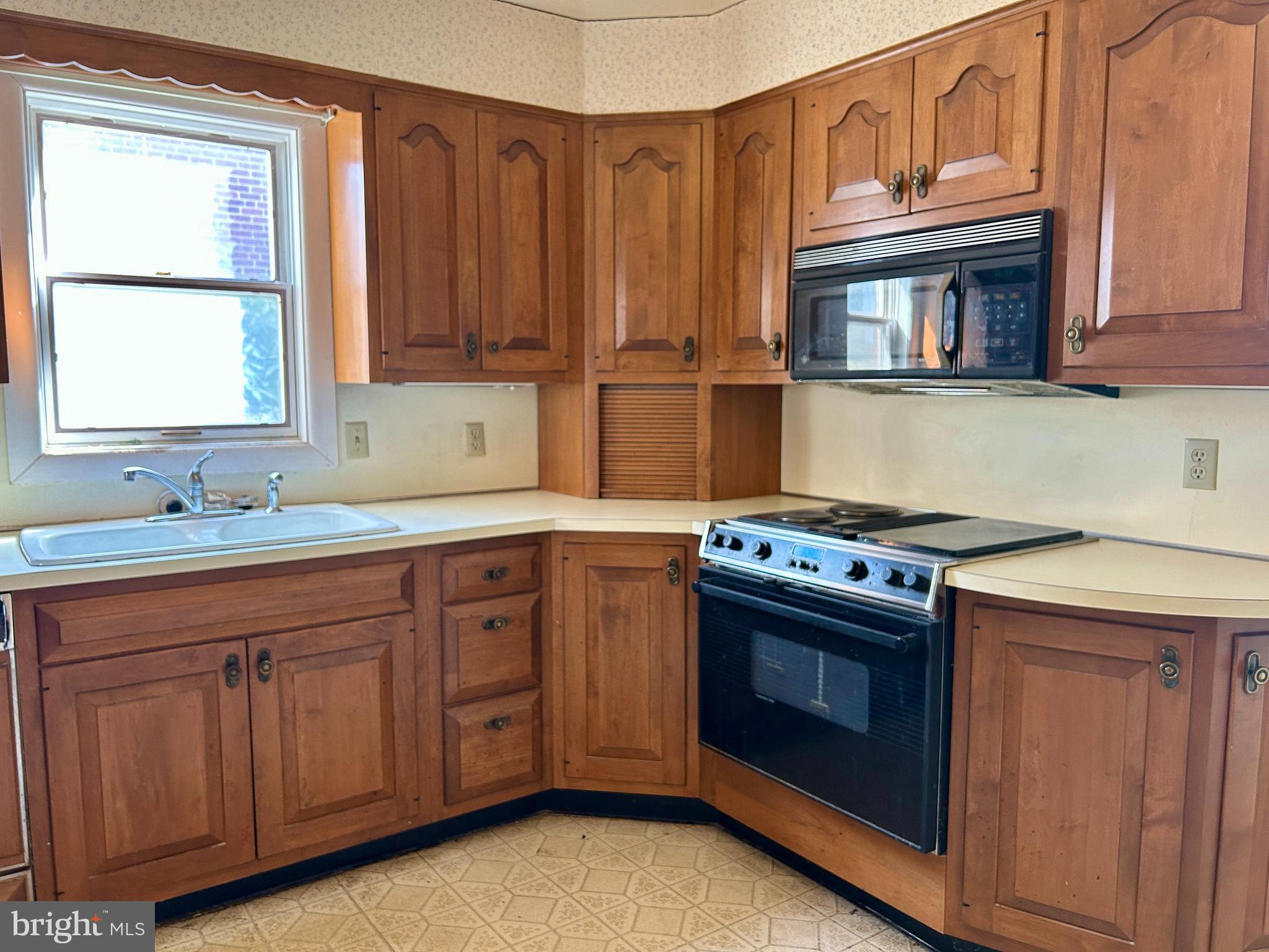 CAMP HILL BOROUGH - Residential