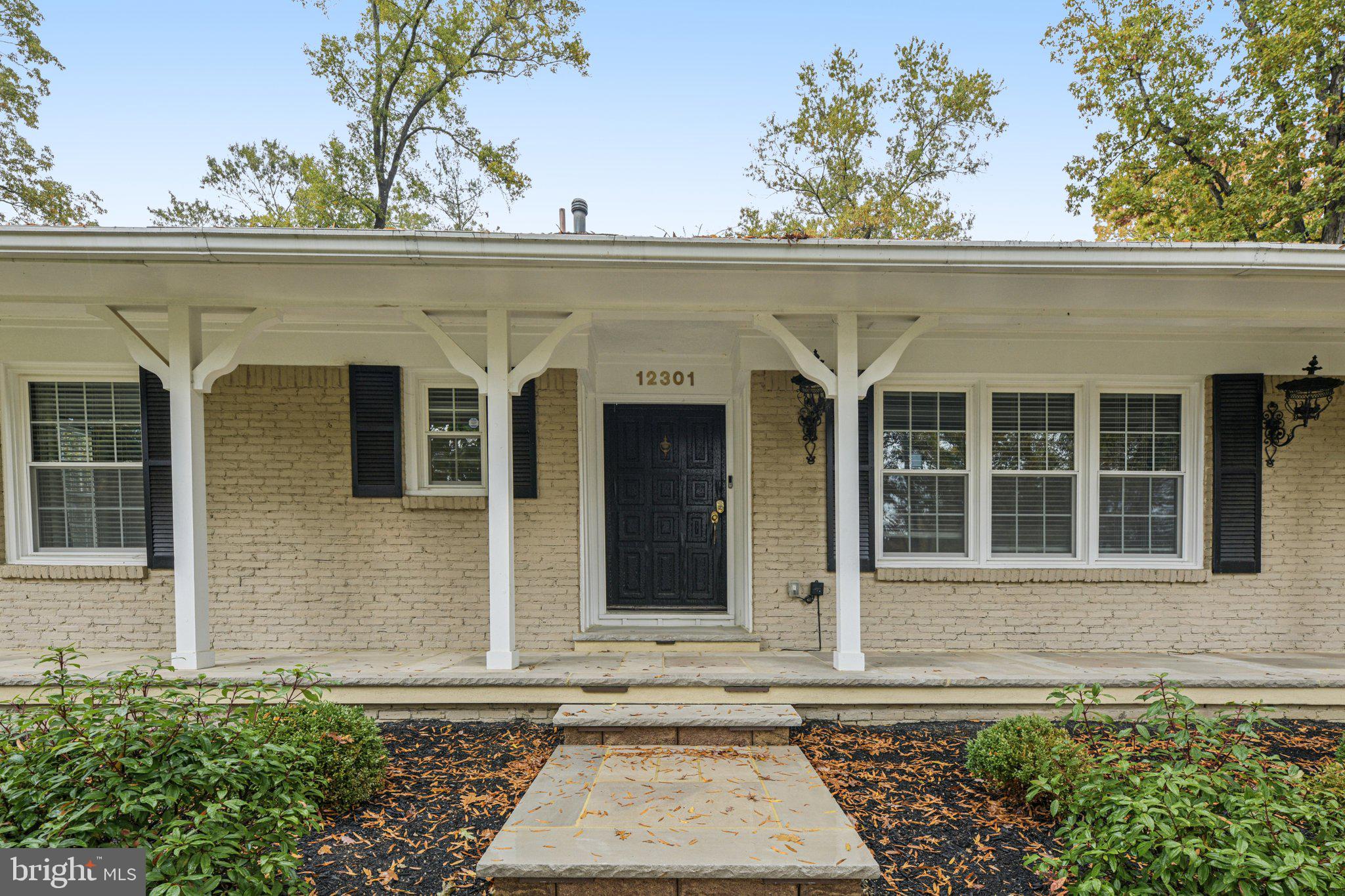 12301 ARROW PARK DRIVE