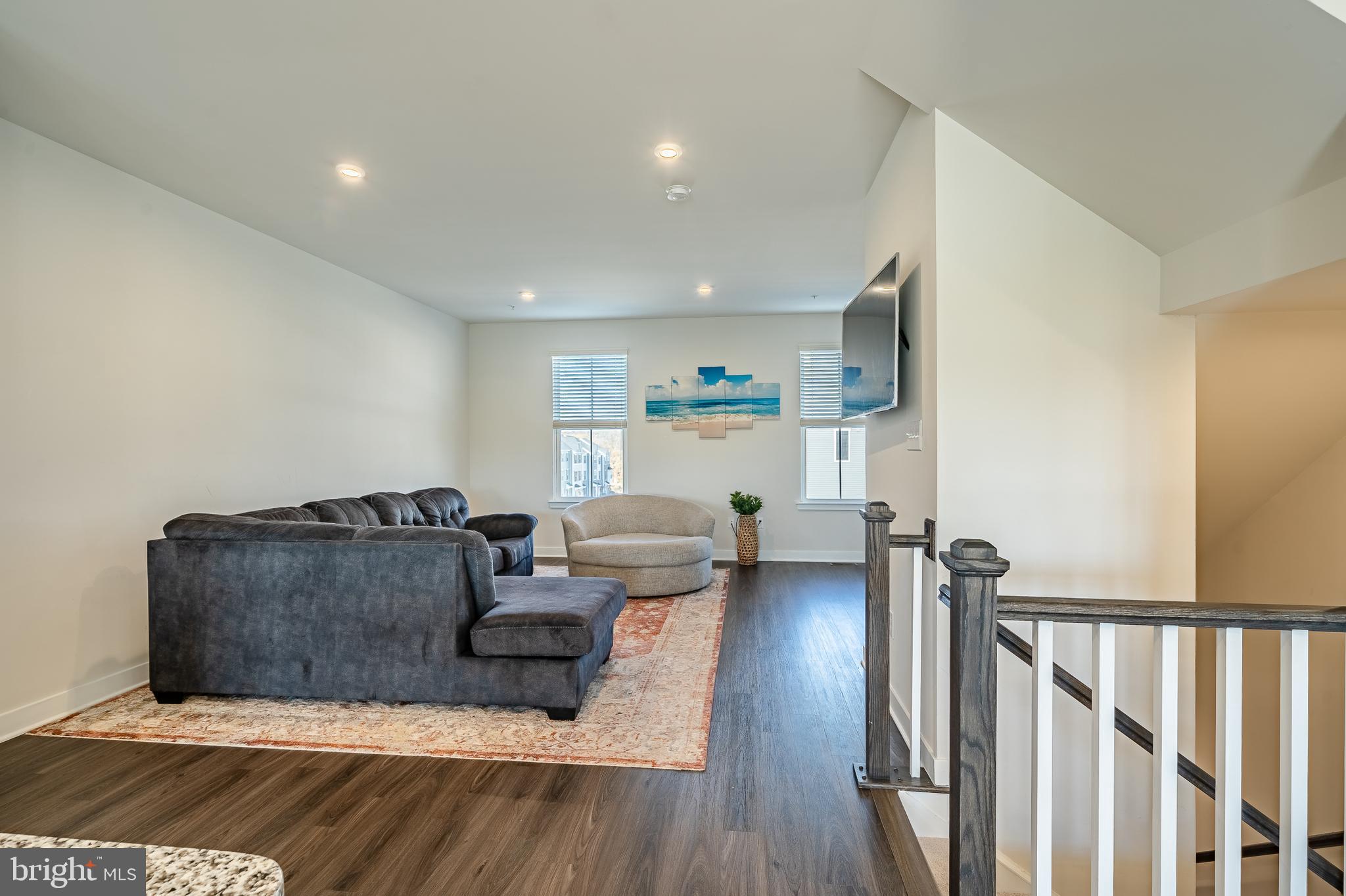 MAPLEVIEW - Residential Lease