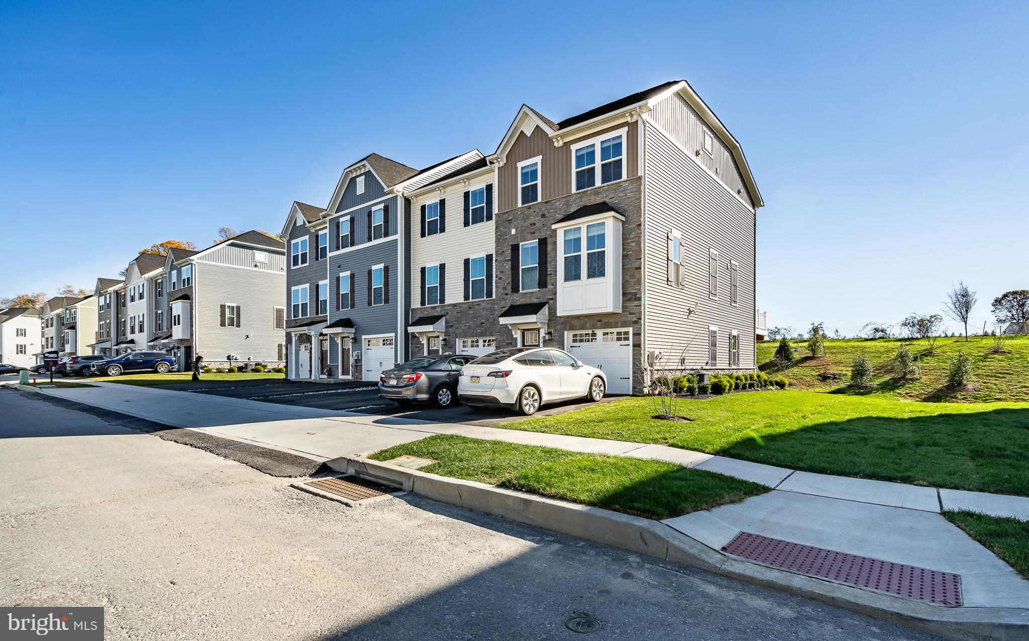 MAPLEVIEW - Residential Lease