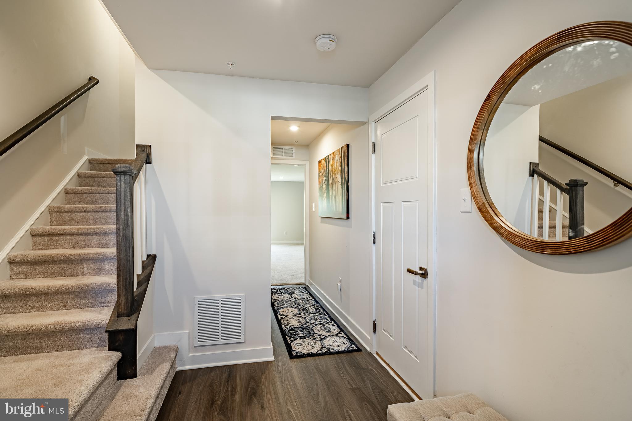 MAPLEVIEW - Residential Lease