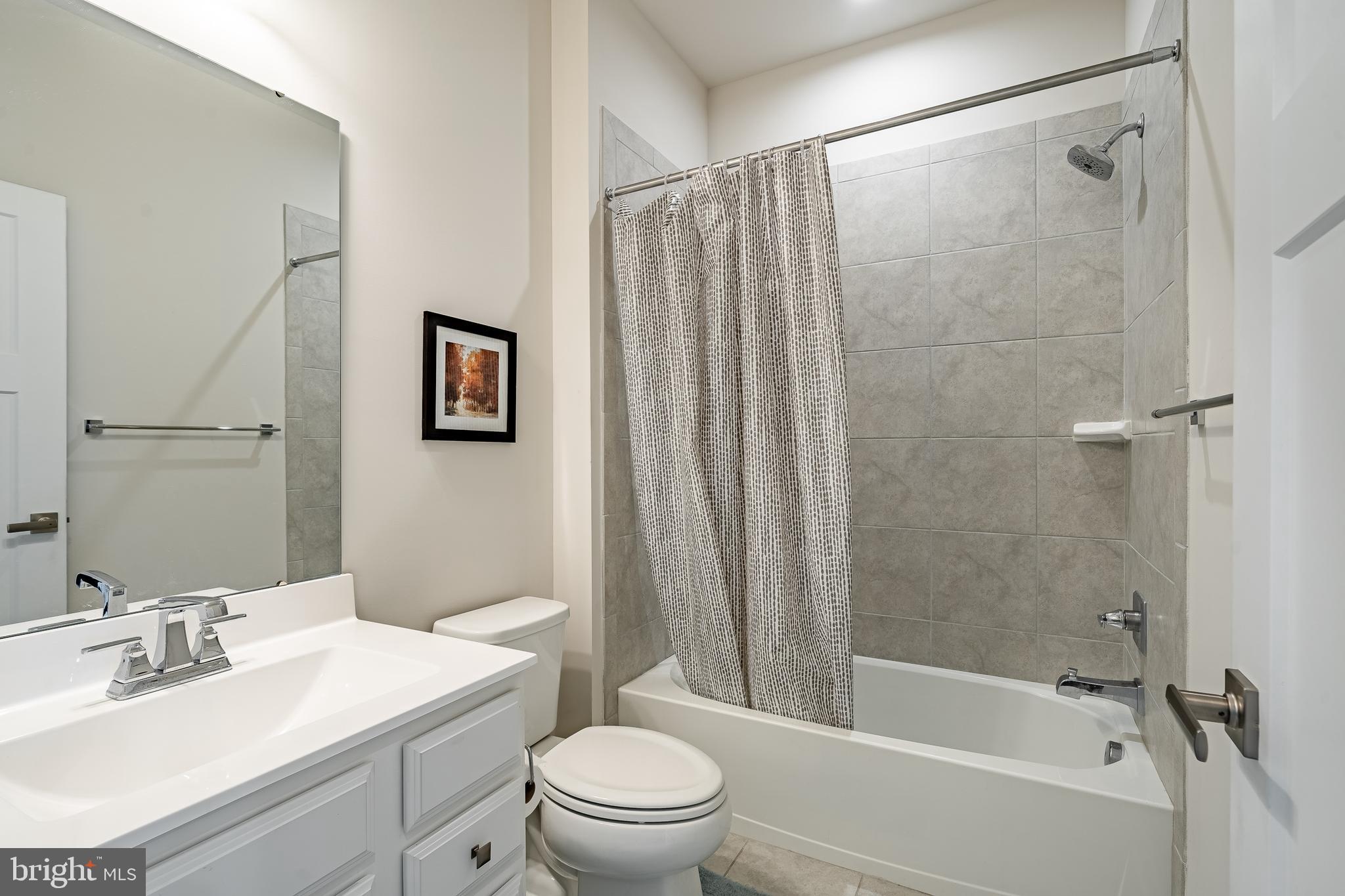 MAPLEVIEW - Residential Lease