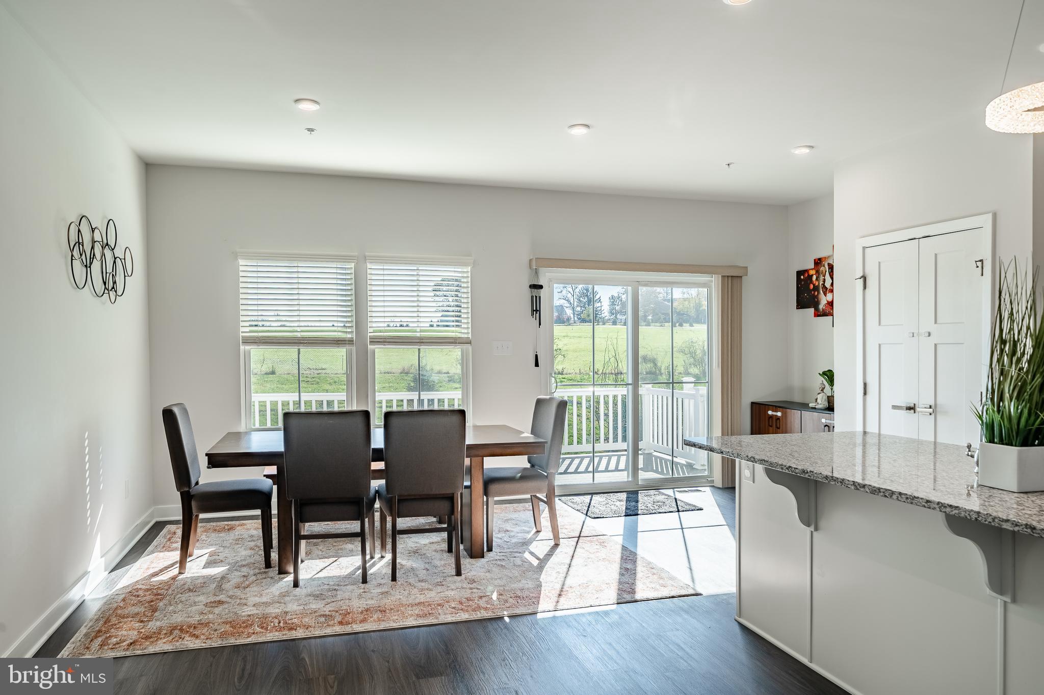 MAPLEVIEW - Residential Lease