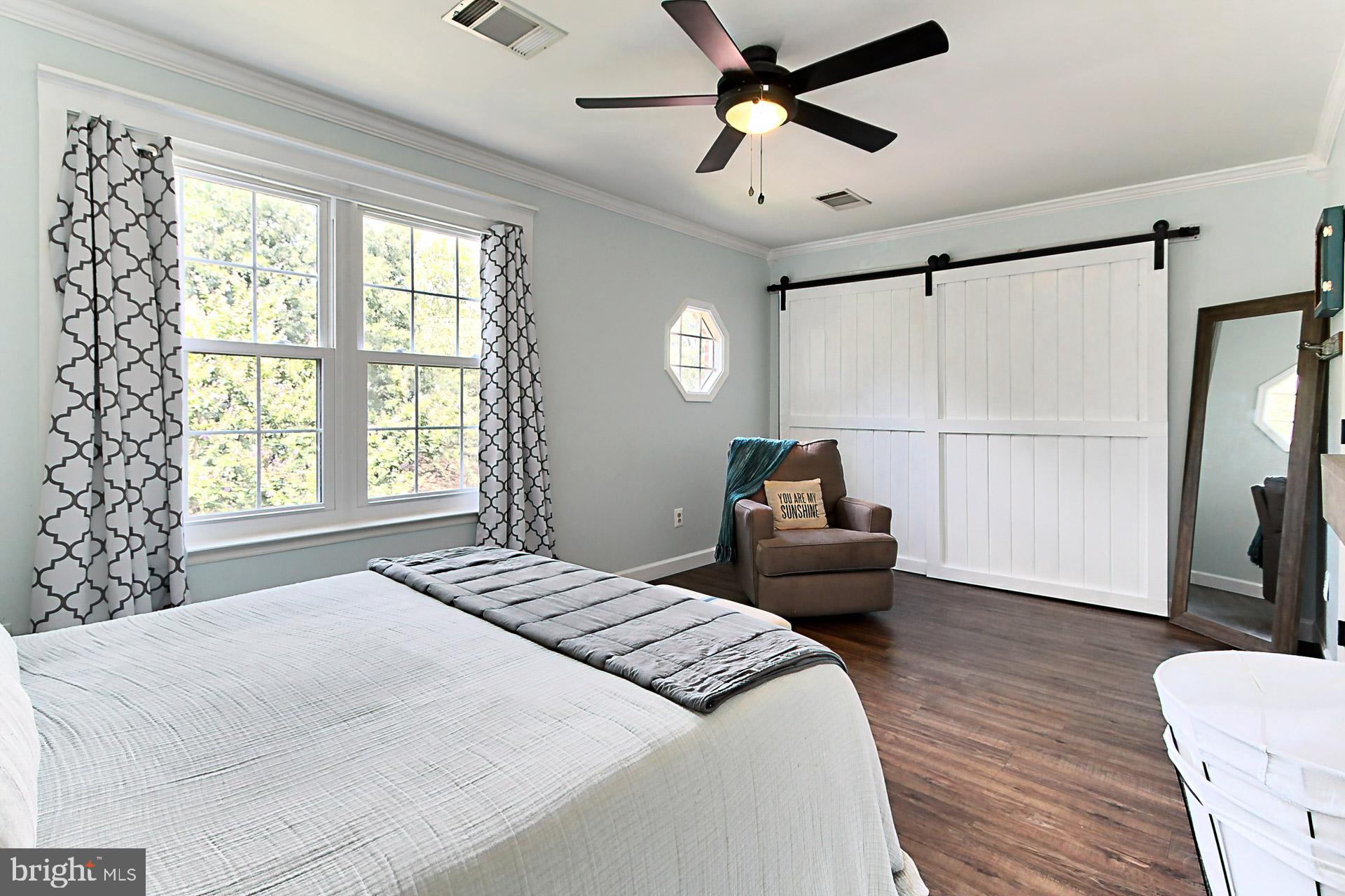 ASHBURN FARM - Residential