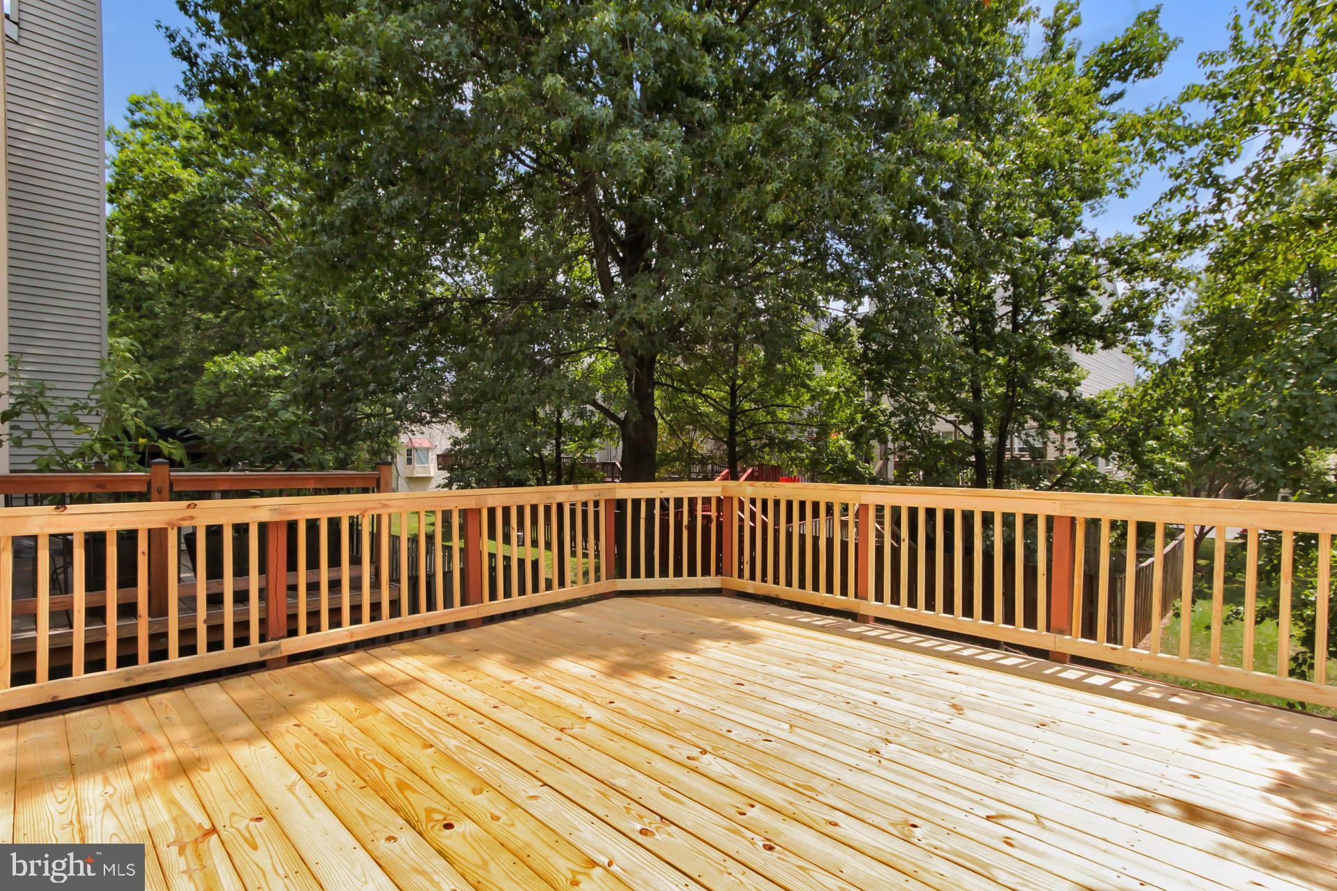 ASHBURN FARM - Residential