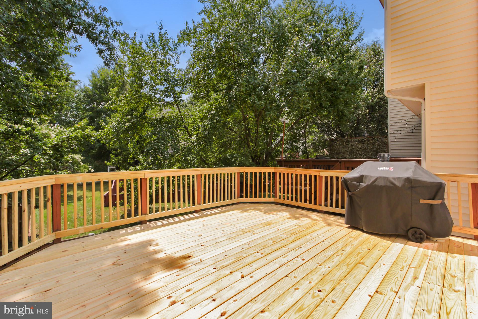 ASHBURN FARM - Residential