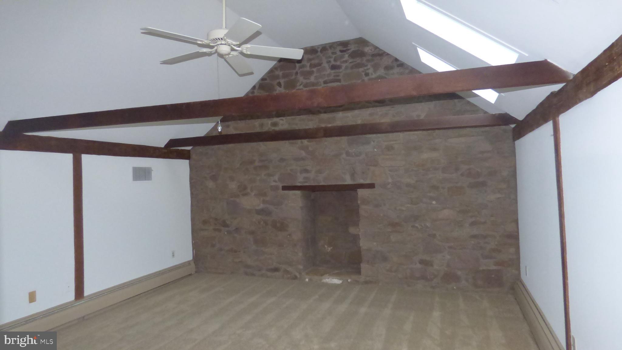 NEWTOWN CROSSING - Residential Lease