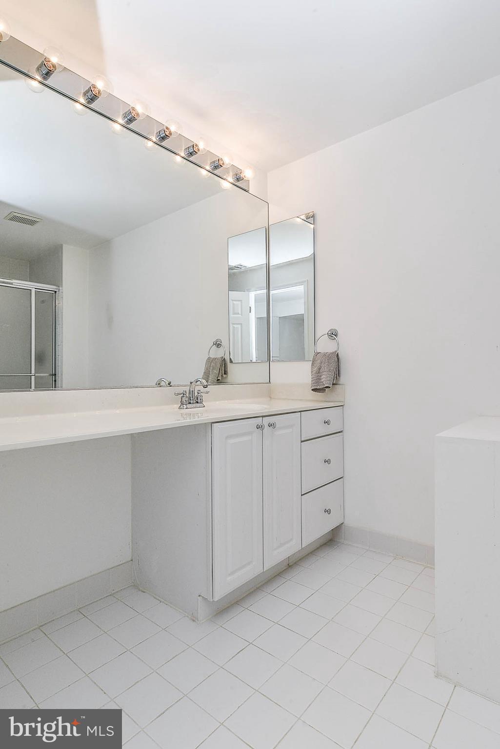 XANADU ESTATES - Residential