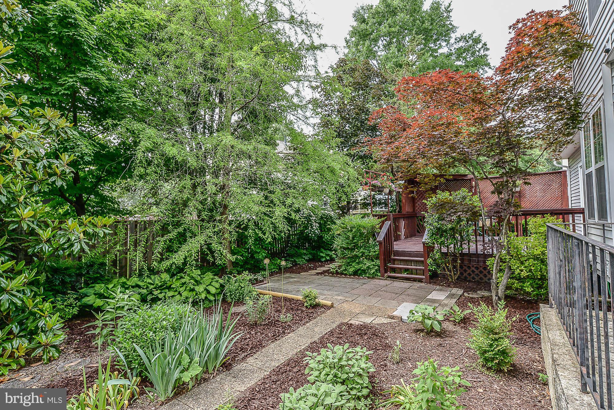 XANADU ESTATES - Residential