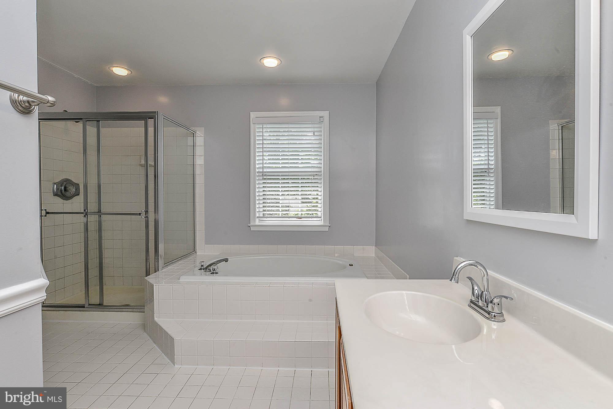 XANADU ESTATES - Residential