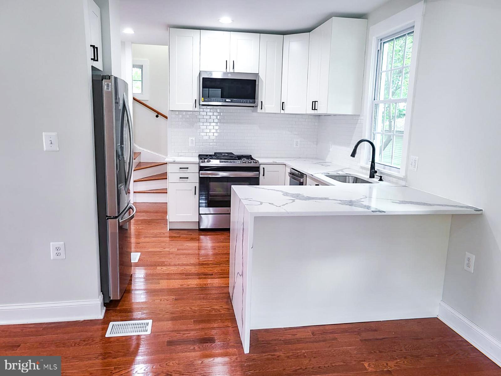 MOUNT RAINIER - Residential