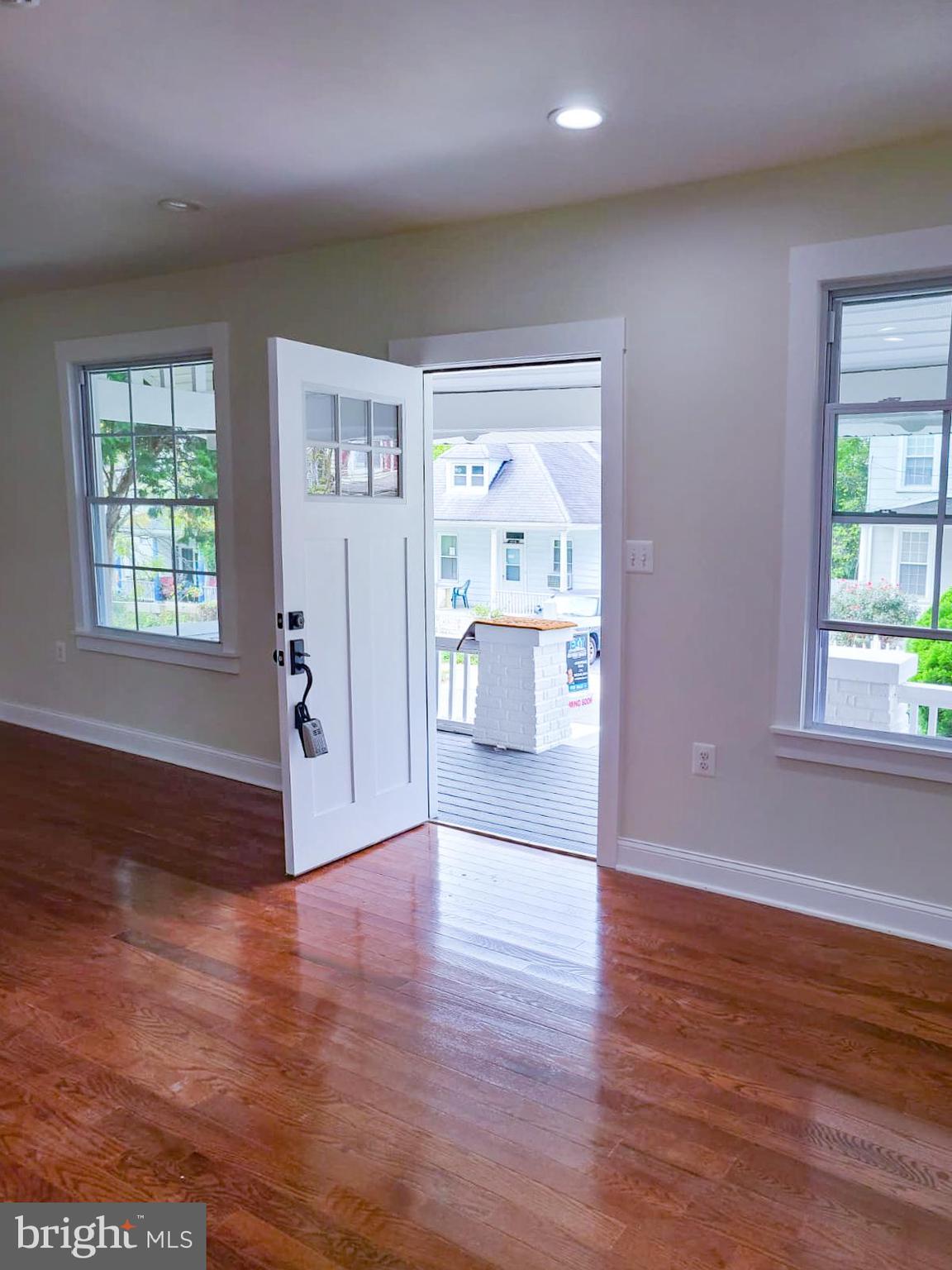 MOUNT RAINIER - Residential