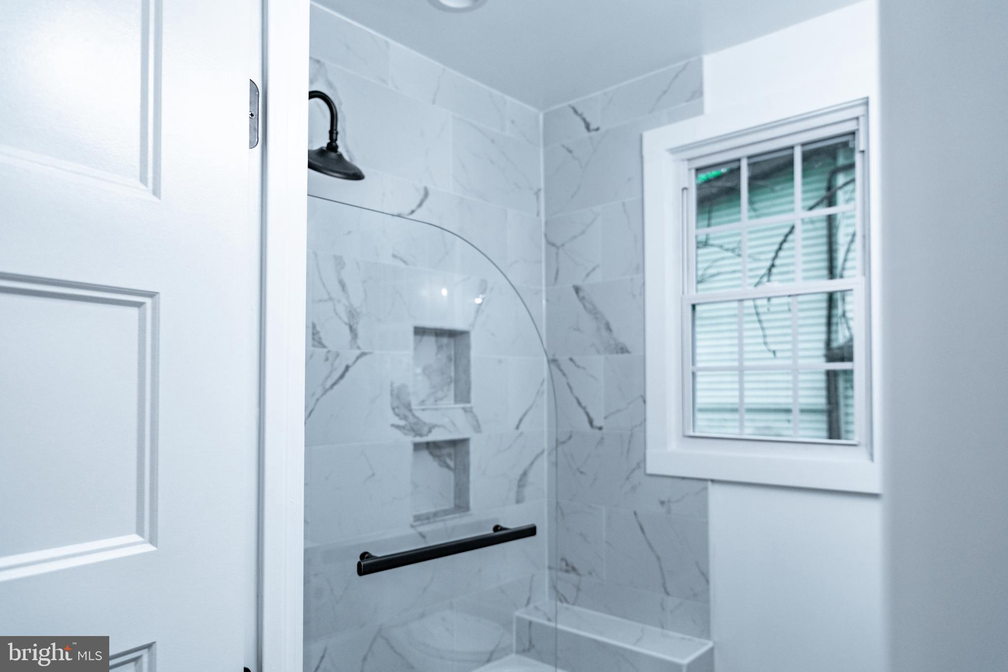 MOUNT RAINIER - Residential