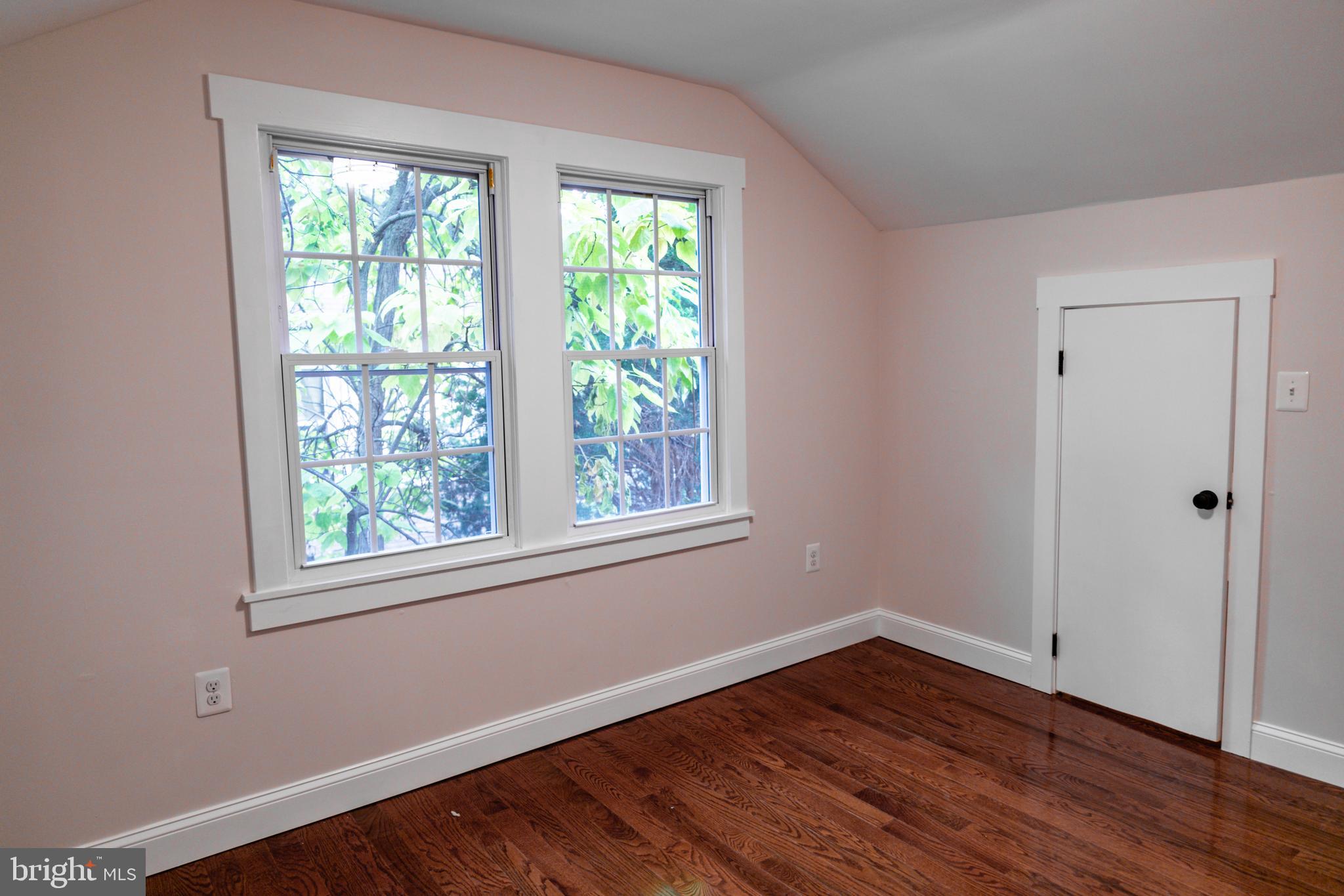 MOUNT RAINIER - Residential