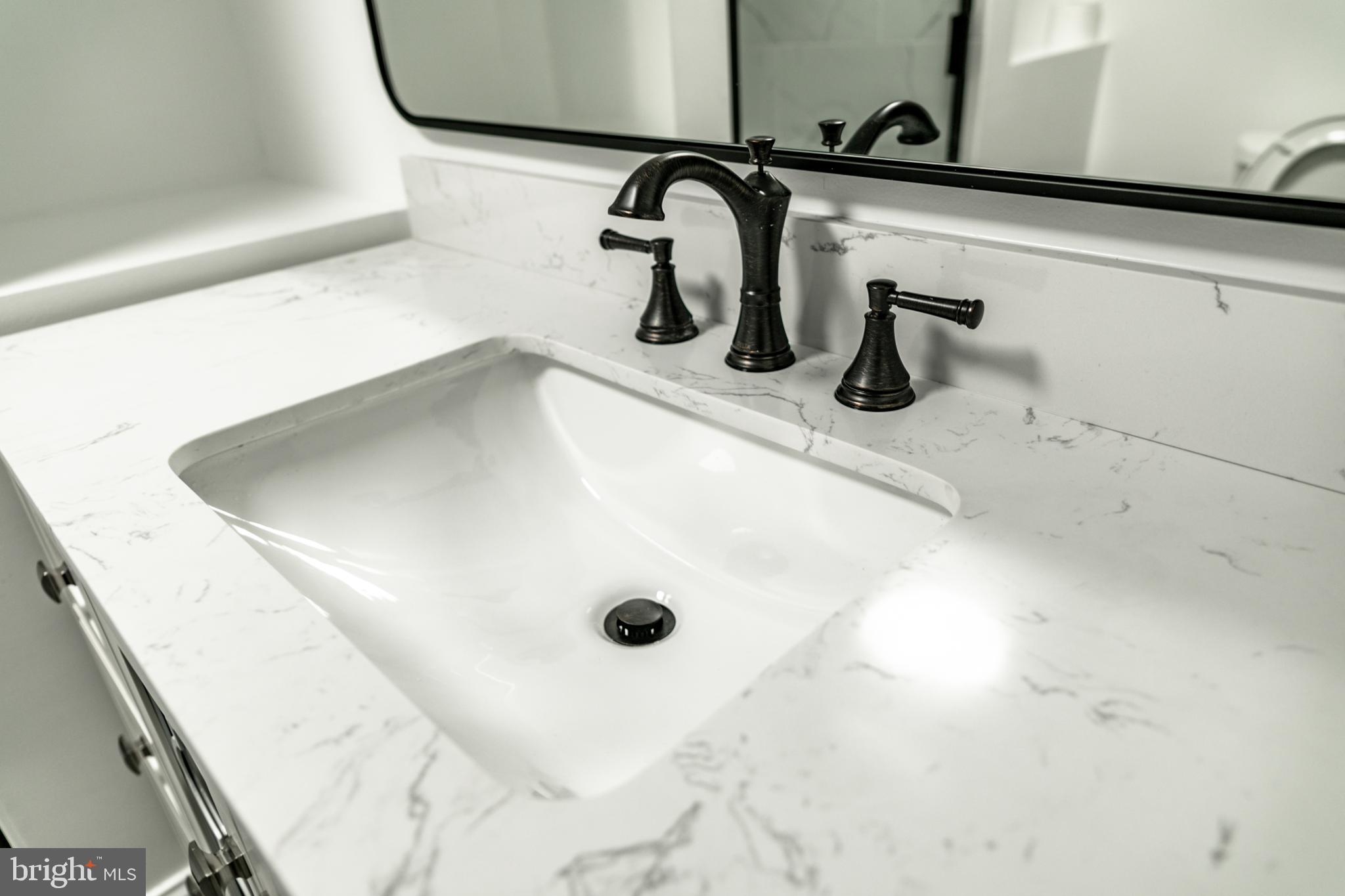 MOUNT RAINIER - Residential