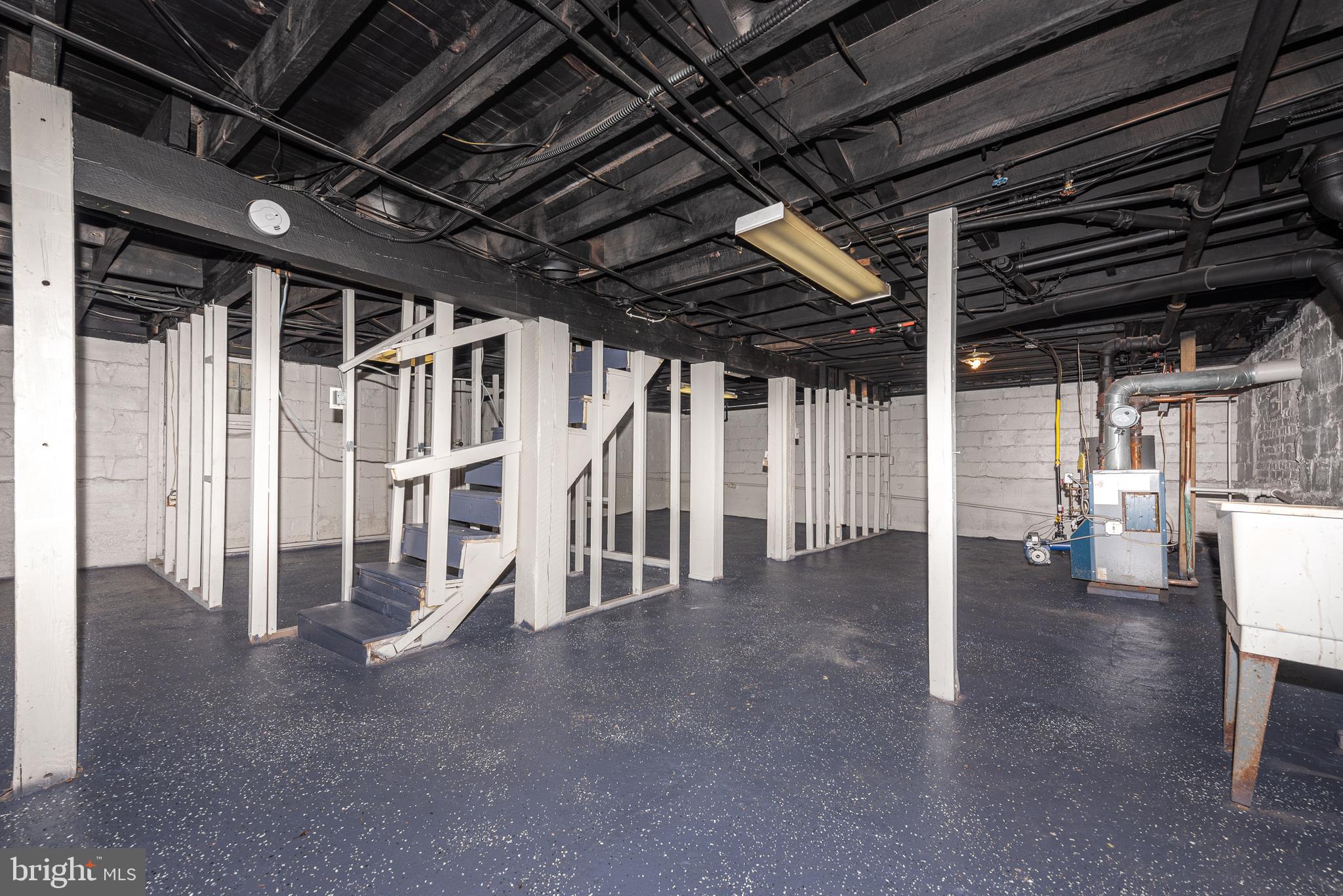 HOWARD PARK - Residential