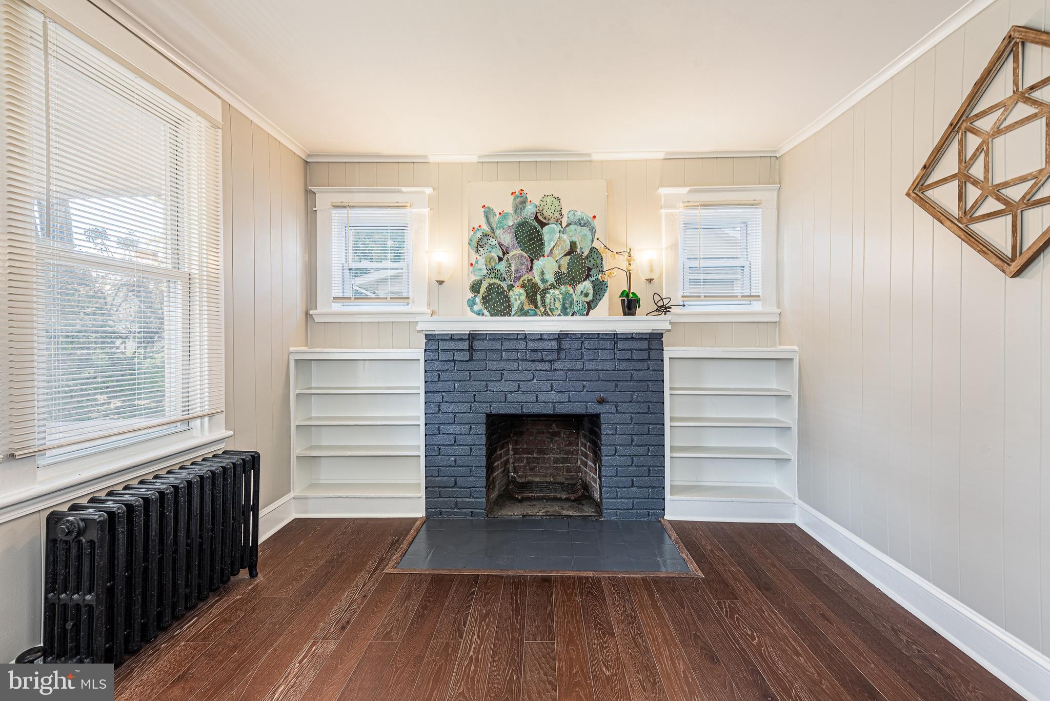 HOWARD PARK - Residential