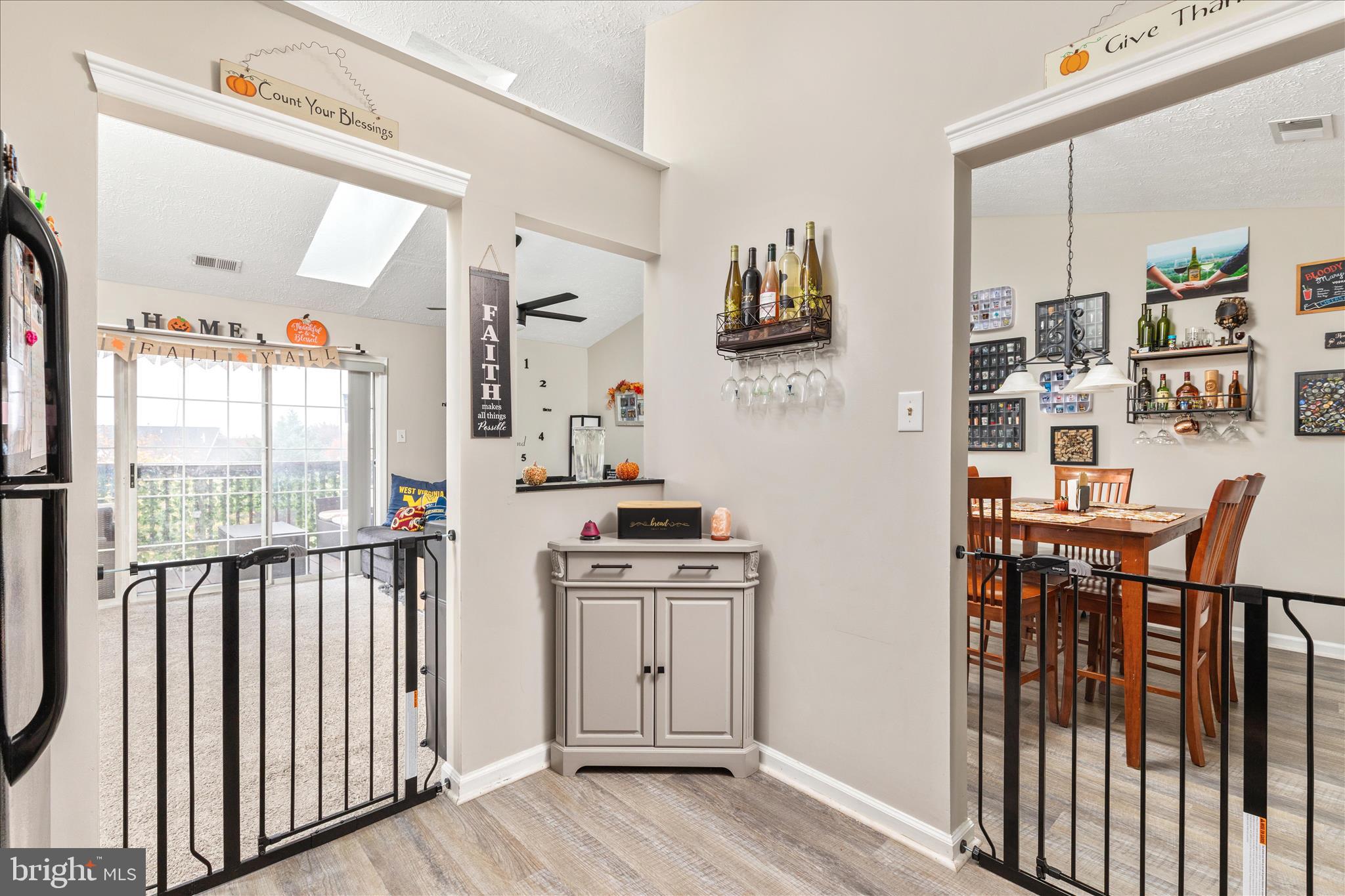 PARKVIEW CONDOMINIUMS - Residential