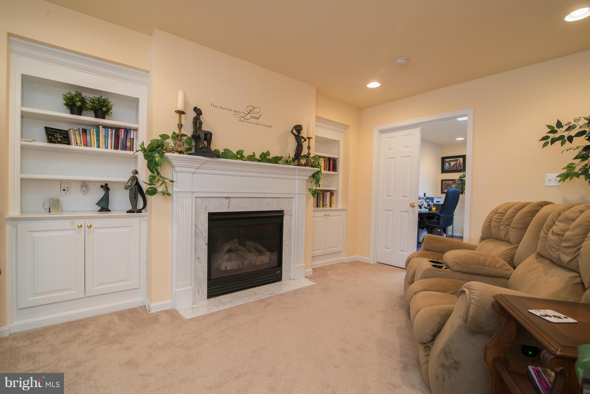 BELMONT BAY - Residential