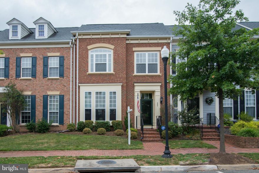 You'll love this beautiful home in the fantastic Belmont Bay waterfront community. This meticulously maintained two level townhome is close to the VRE, I95, and Historic Occoquan.  The community boasts a private marina, community pool, tennis courts, and more!  Home warranty included!