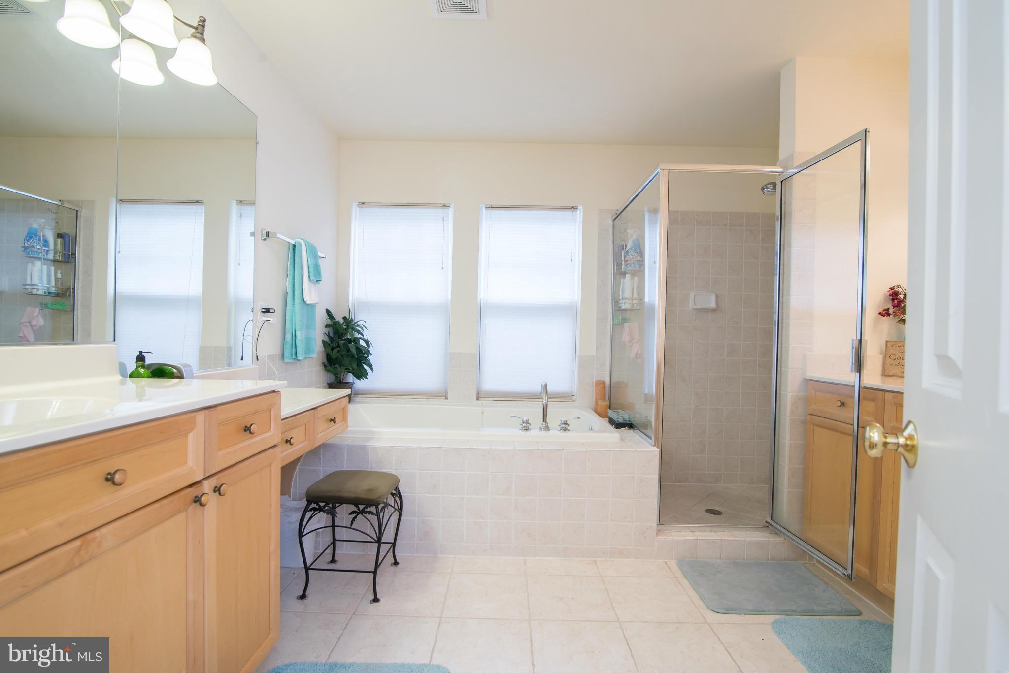 BELMONT BAY - Residential