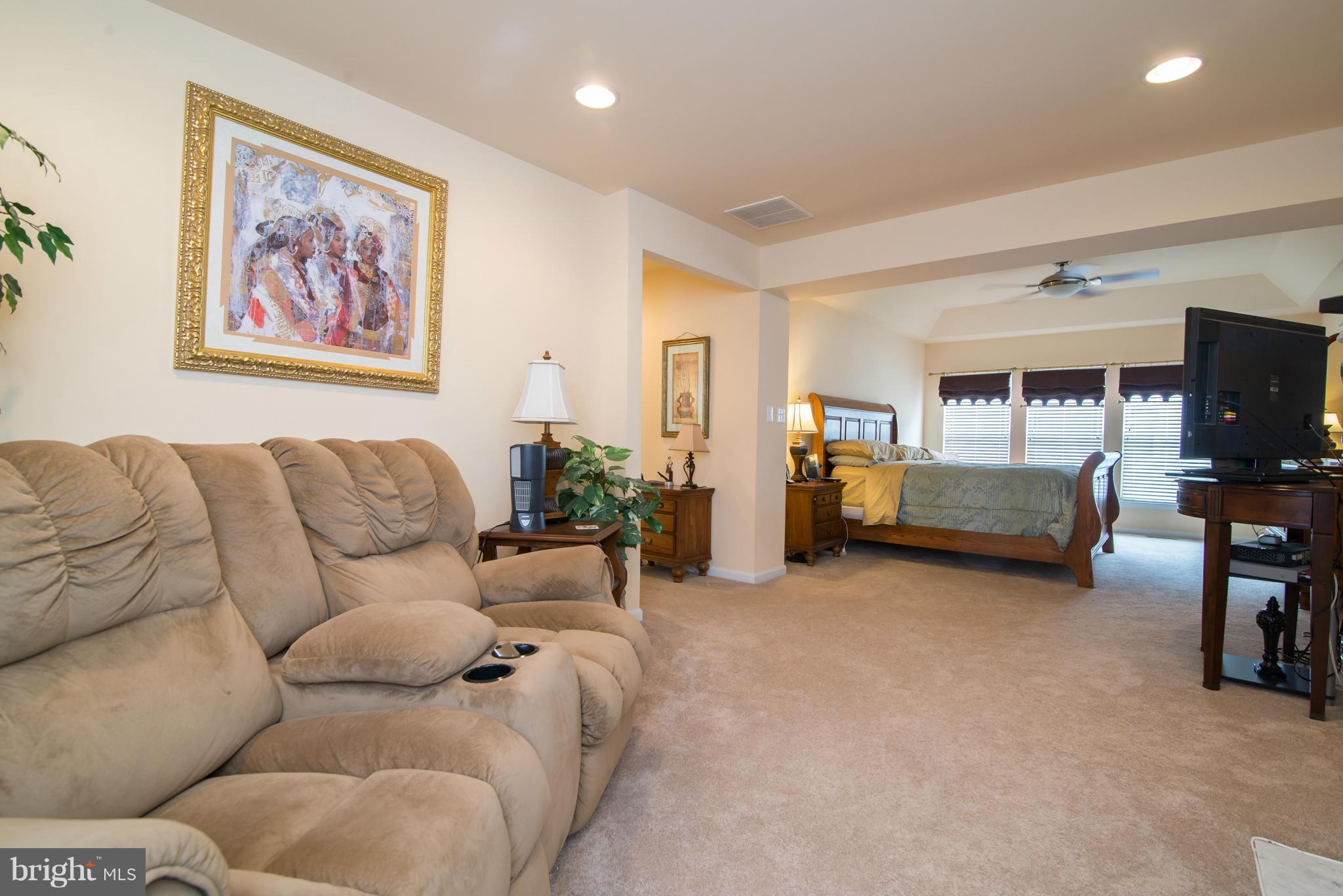 BELMONT BAY - Residential