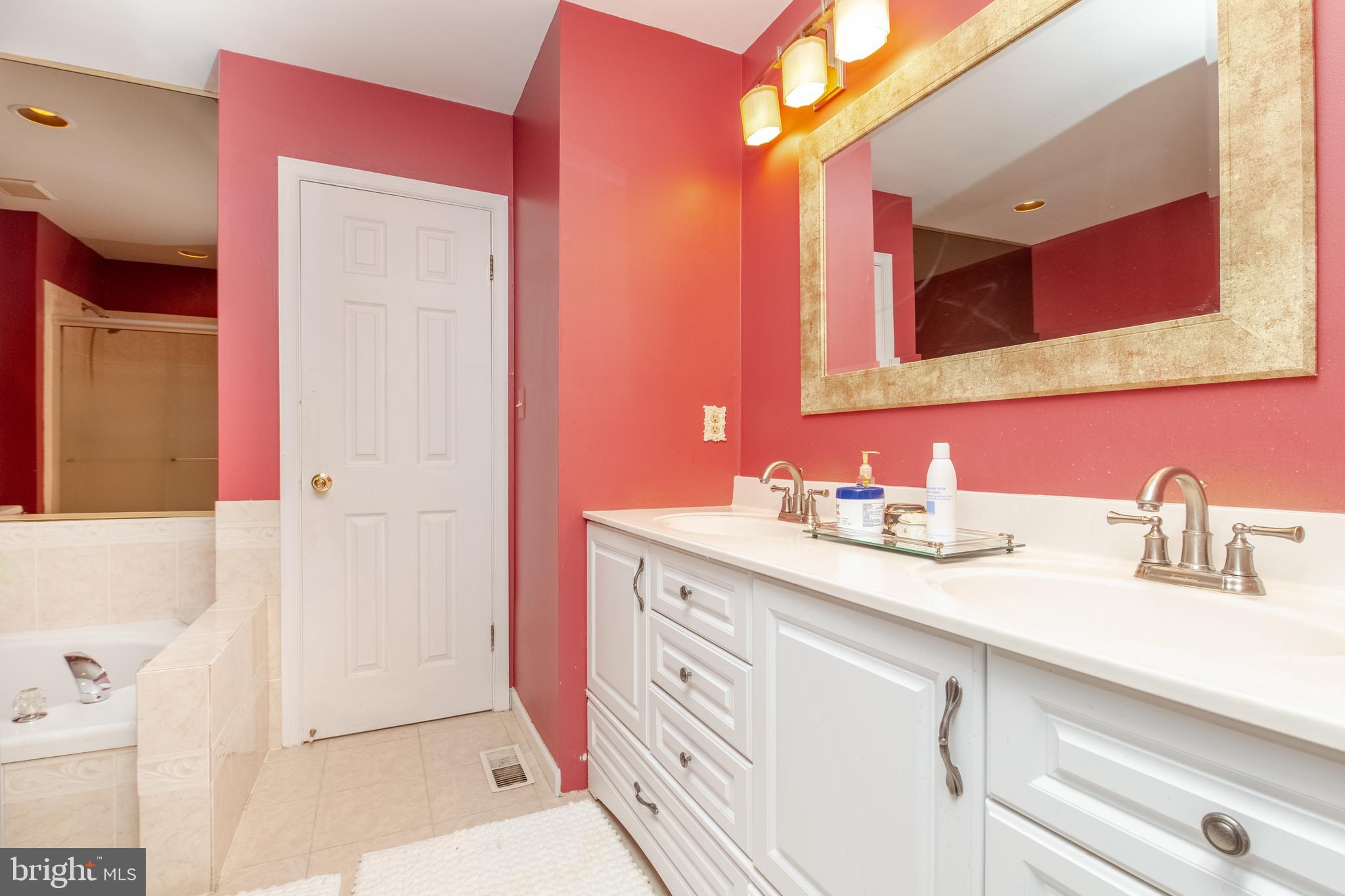 NEW TOWN - Residential