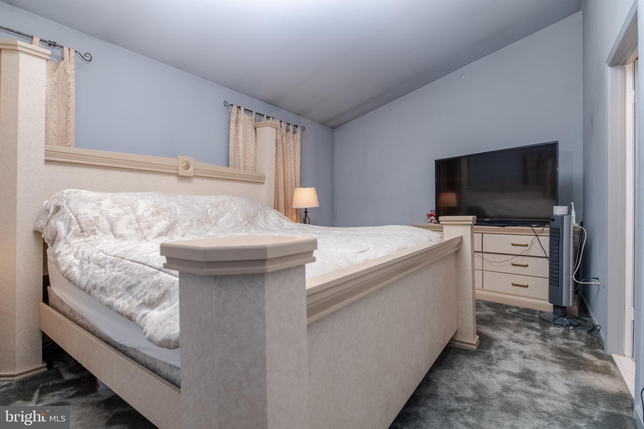 NEW TOWN - Residential