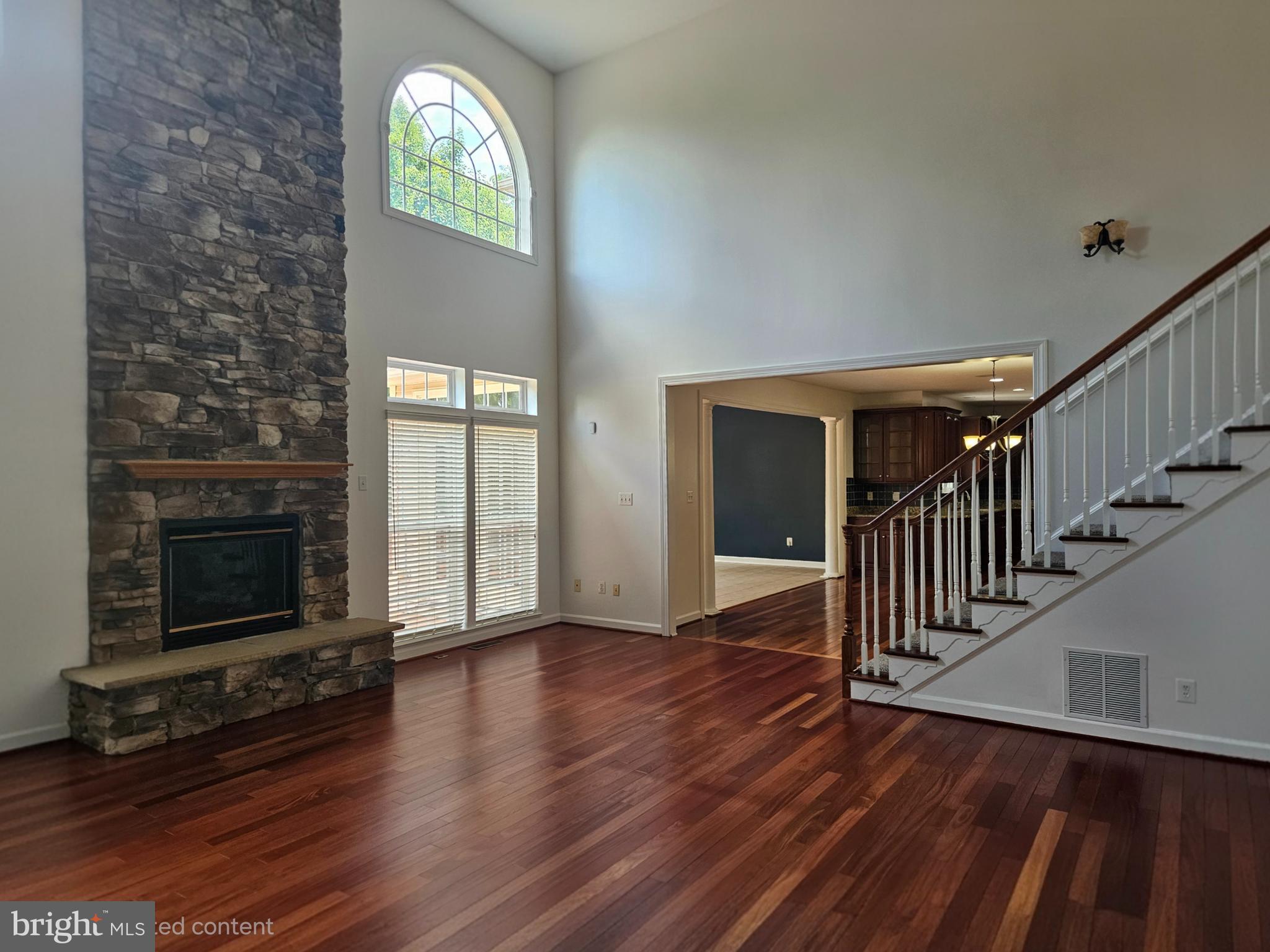 2148 CHESTNUT LANE