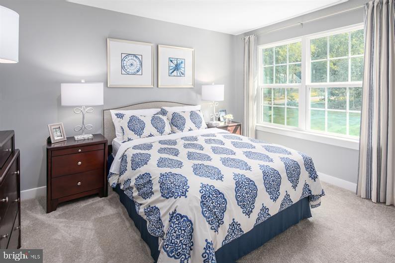 TWO RIVERS - Residential