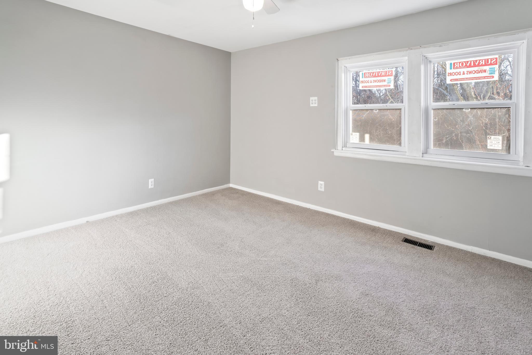 HARFORD SQUARE - Residential Lease