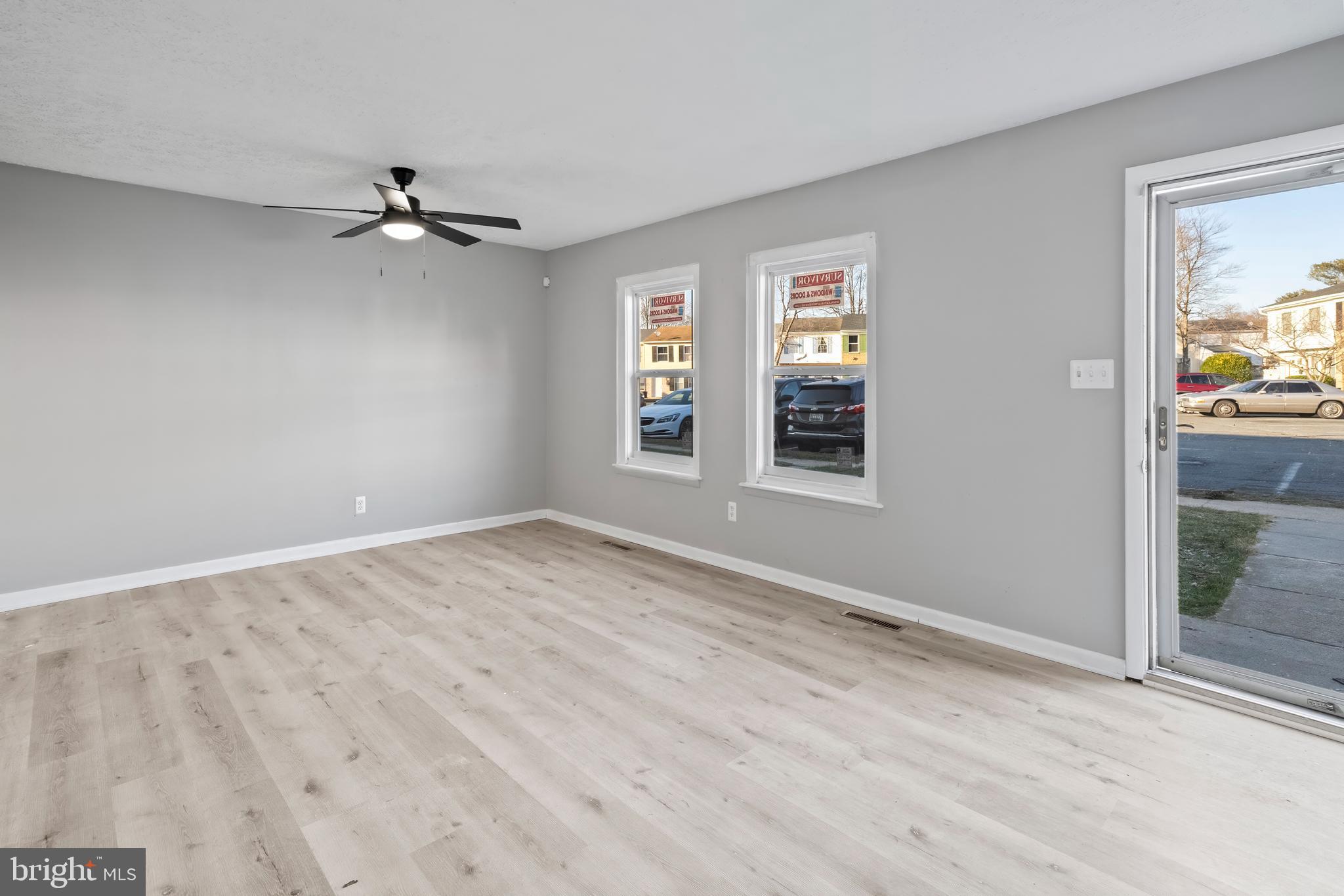 HARFORD SQUARE - Residential Lease