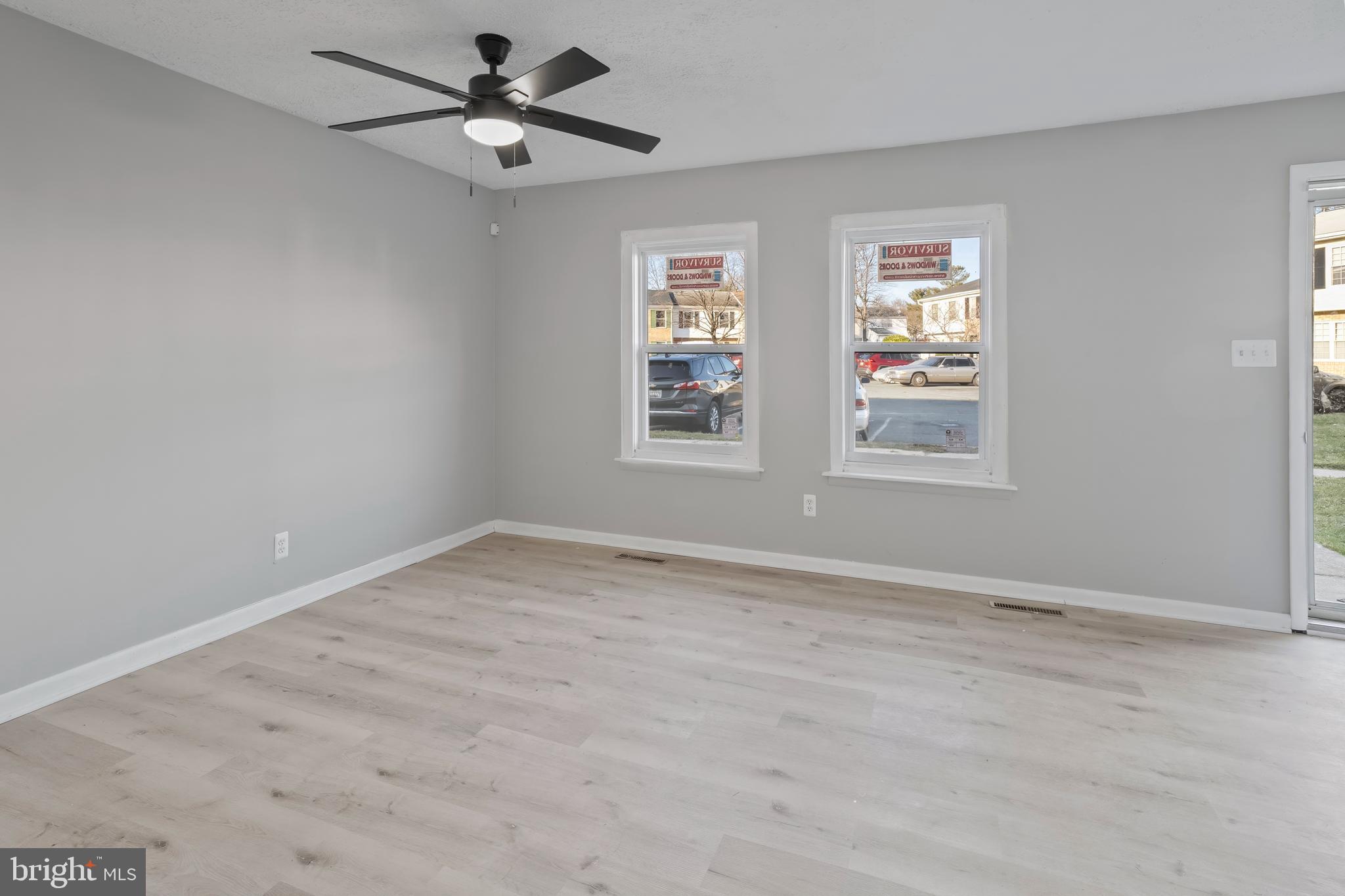 HARFORD SQUARE - Residential Lease