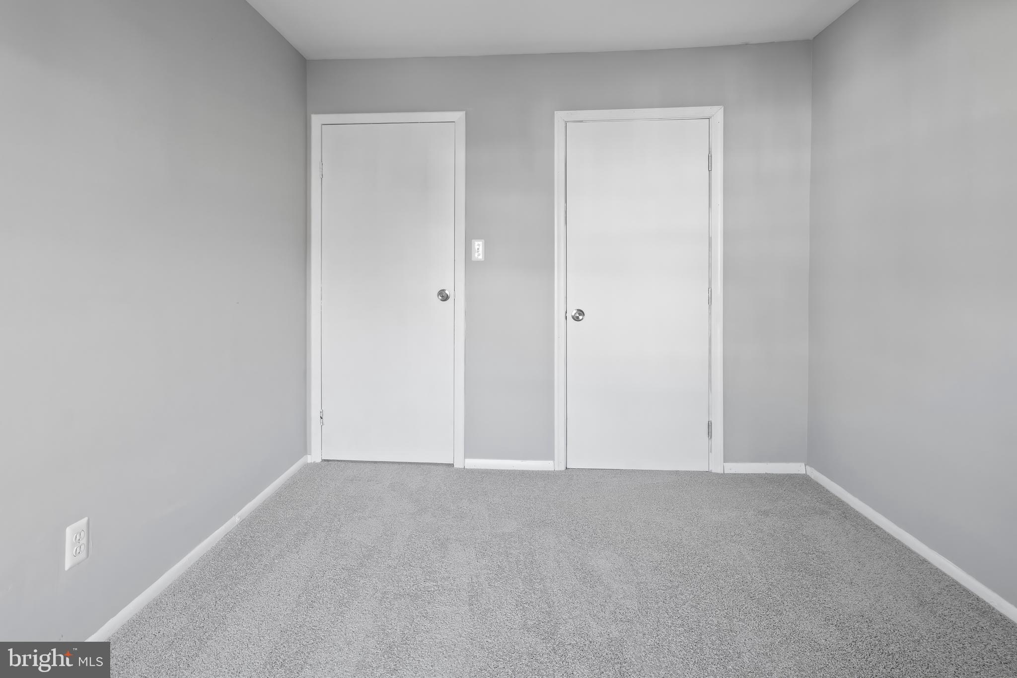 HARFORD SQUARE - Residential Lease