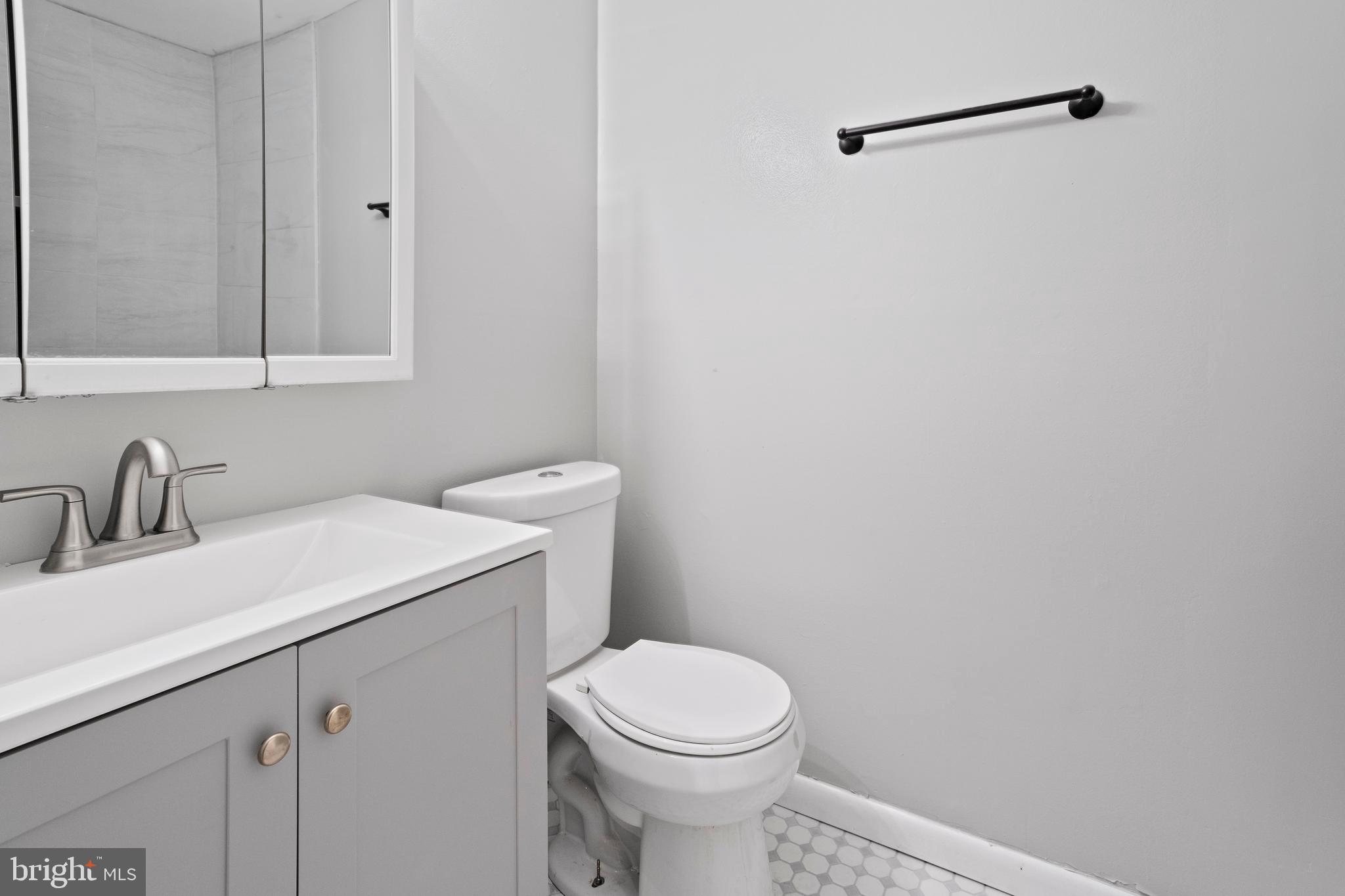 HARFORD SQUARE - Residential Lease