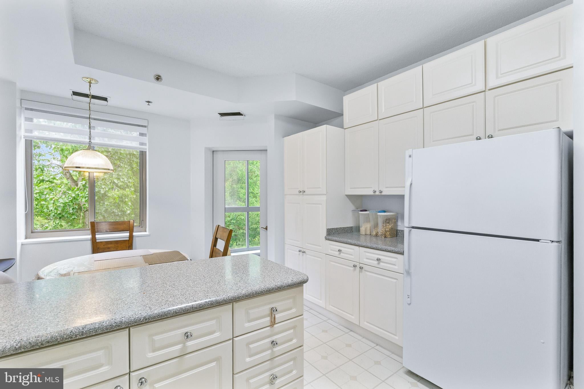 2901 S LEISURE WORLD BOULEVARD 401