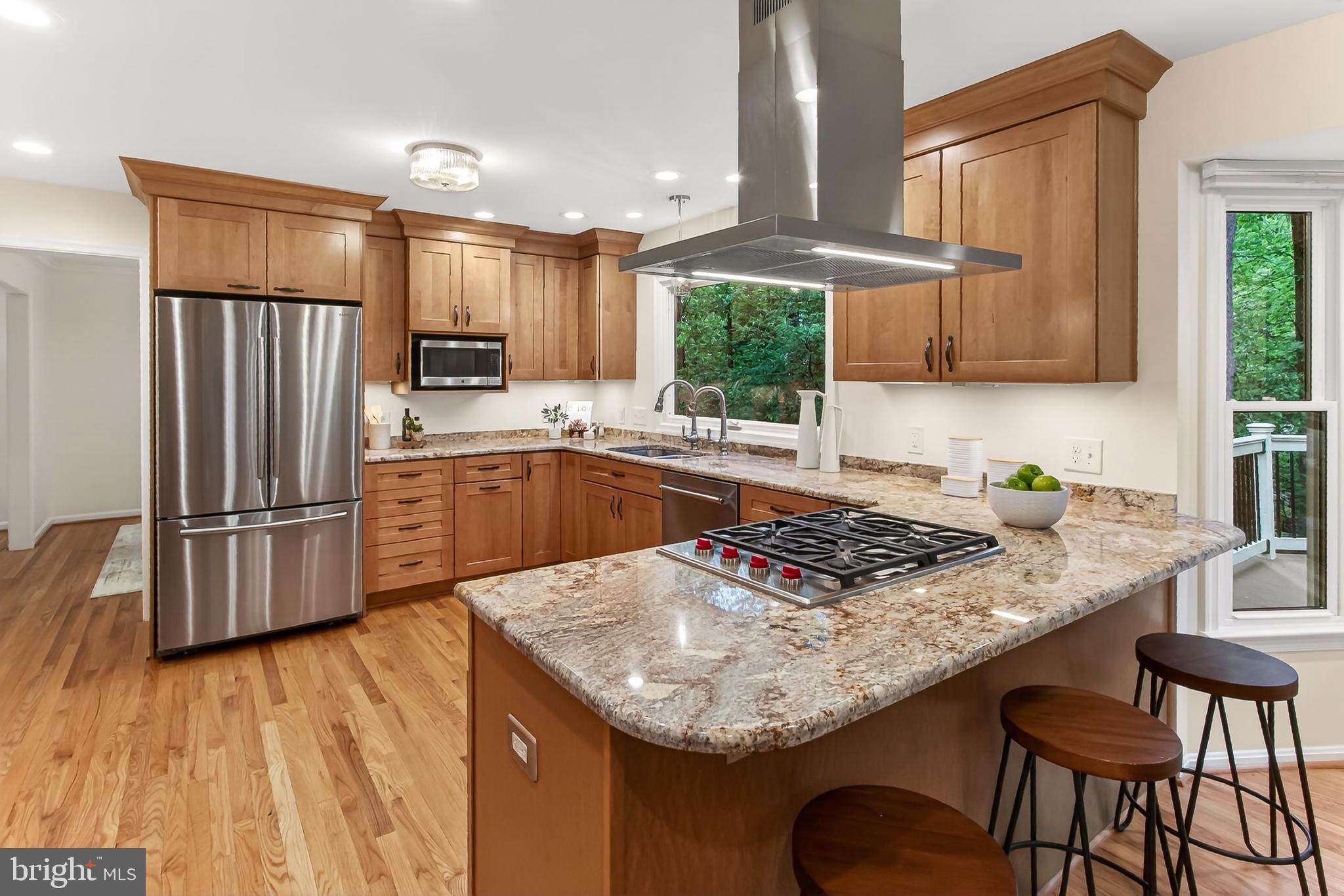 RESTON - Residential