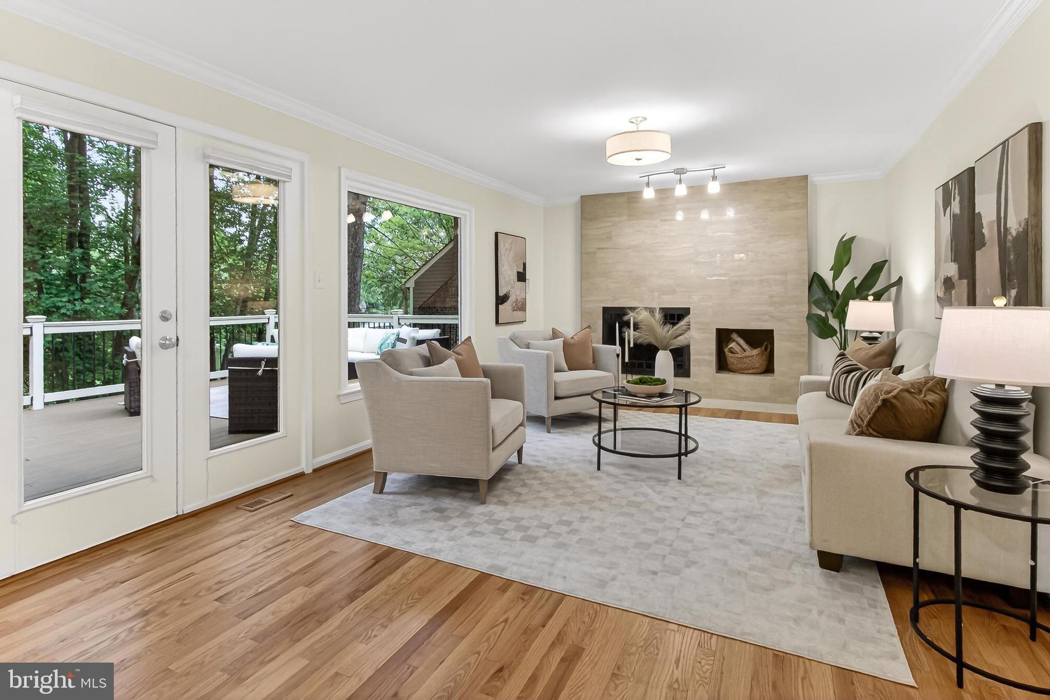 RESTON - Residential