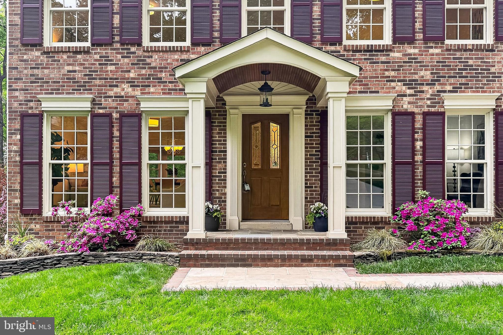RESTON - Residential