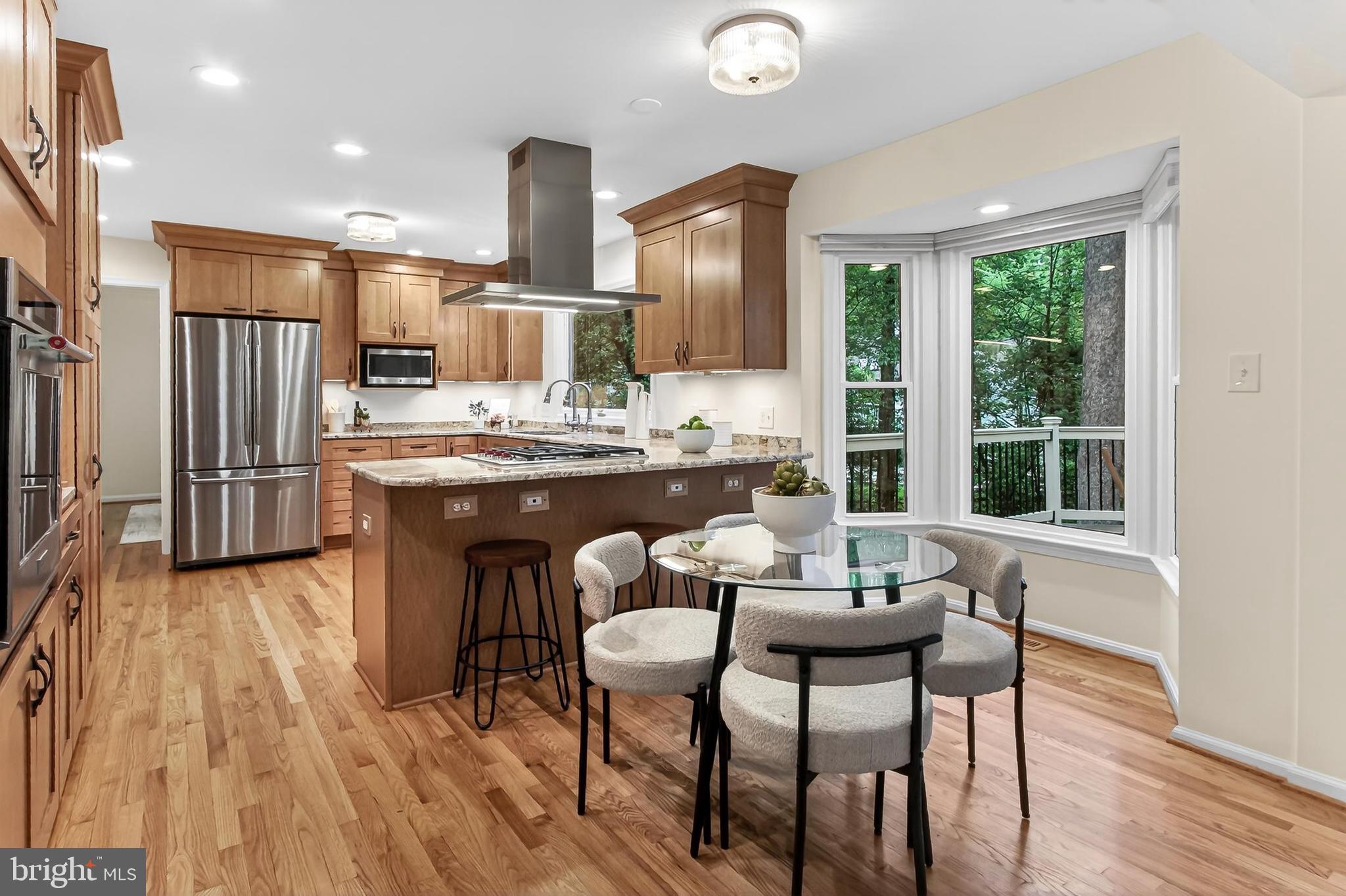 RESTON - Residential