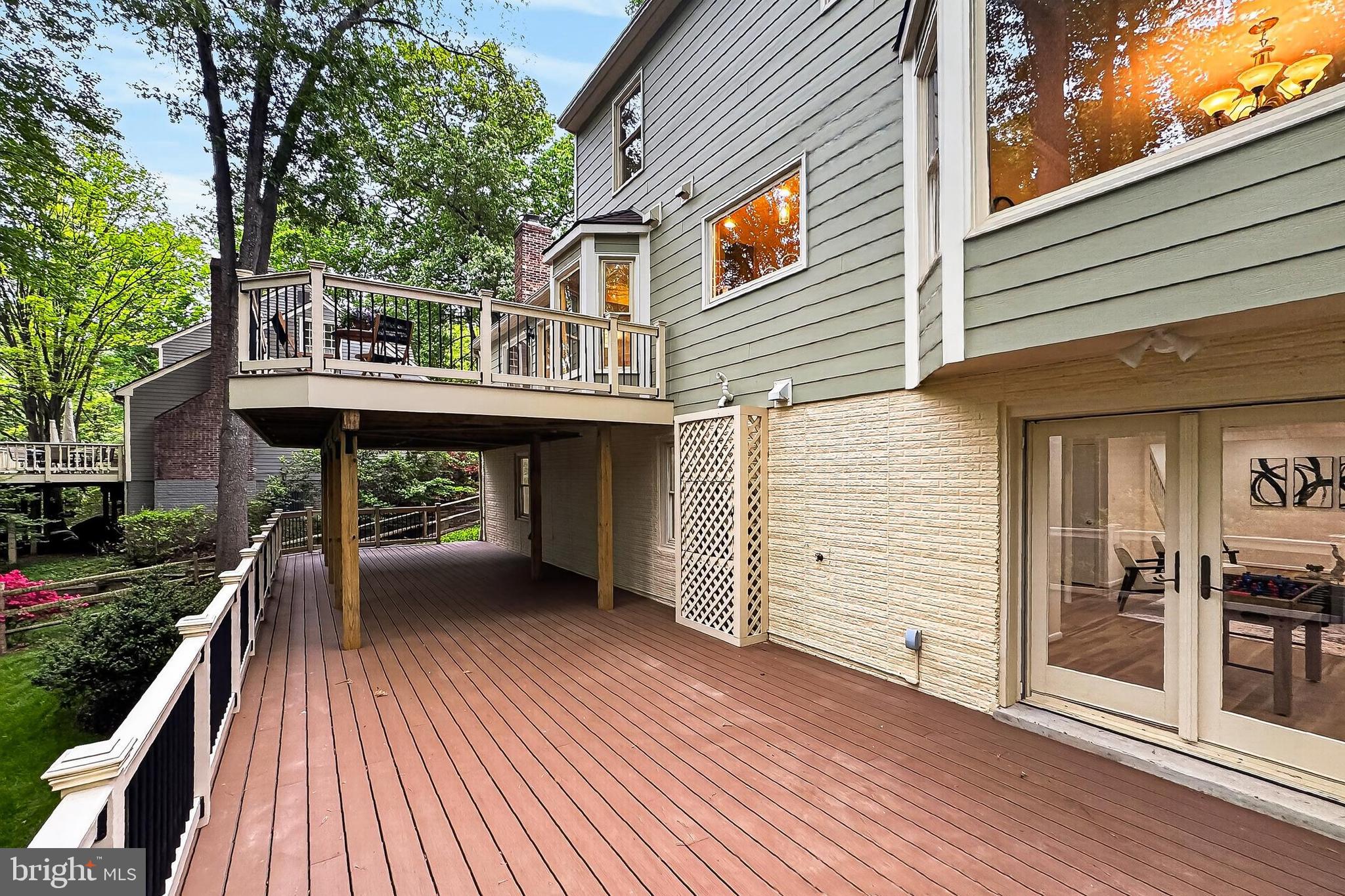 RESTON - Residential
